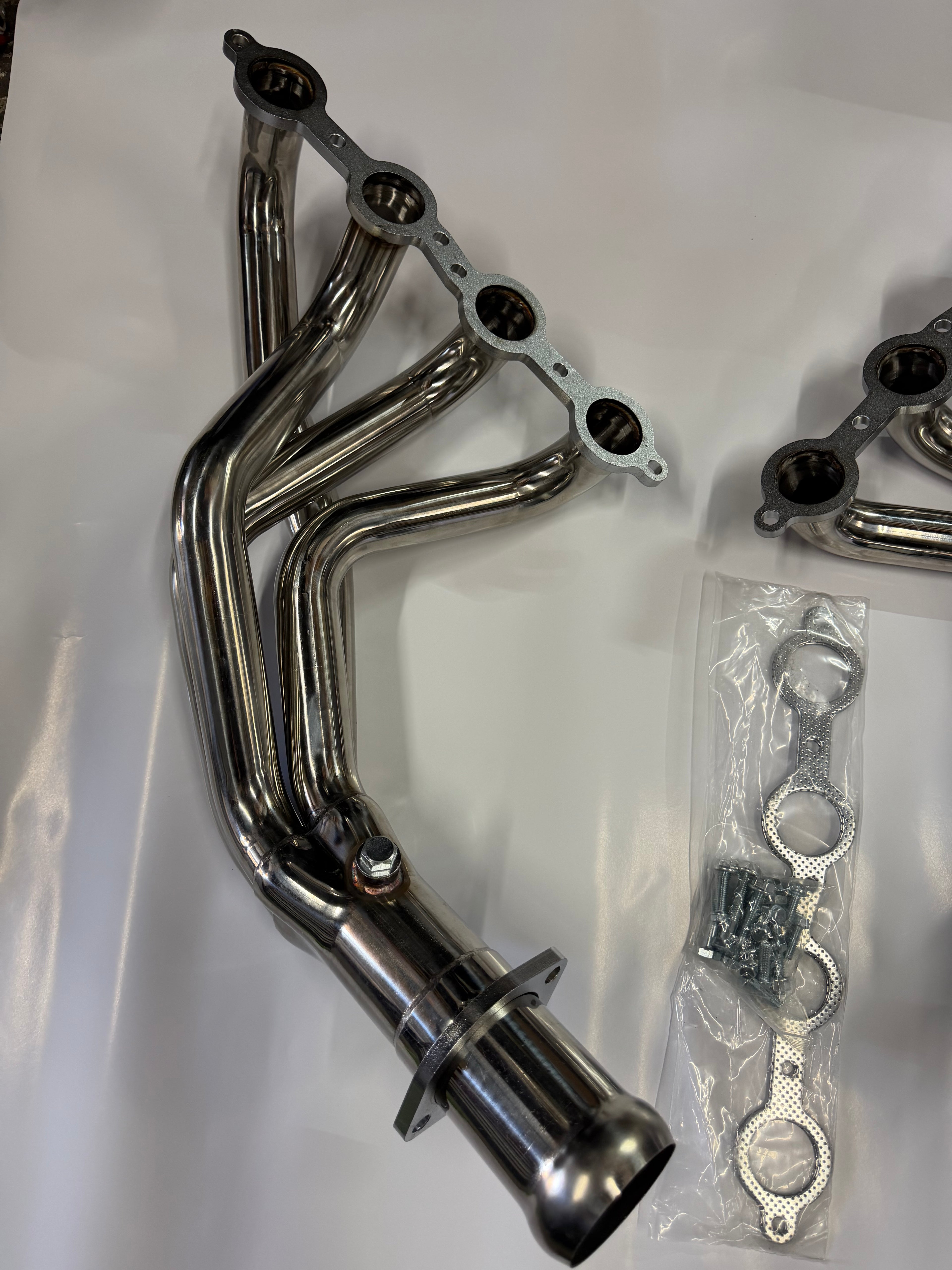 05-13 CHEVY CORVETTE 6.0L 6.2L 7.0L V8 4-1 EXHAUST HEADERS STAINLESS STEEL HDS-CC05-C6-T8