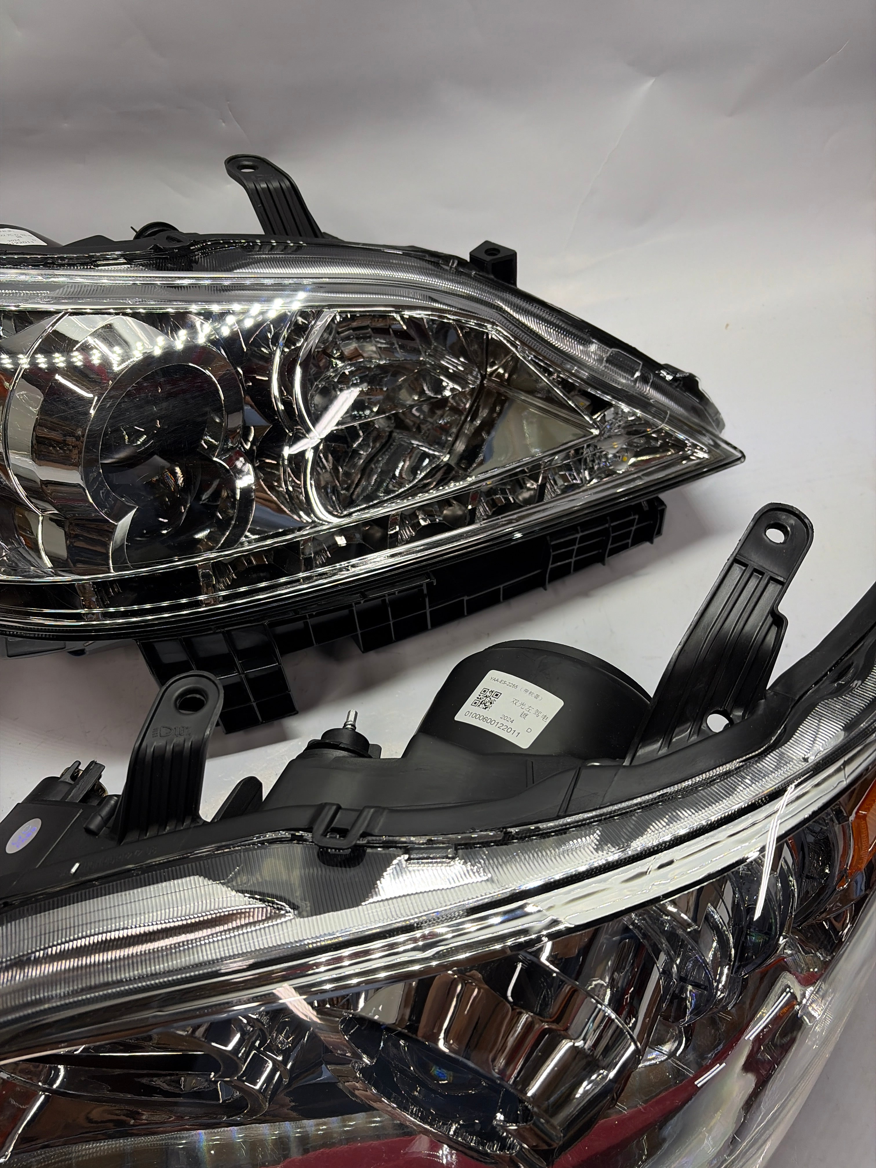 YAA-ES-2255-CH 10-12 Lexus es350 chrome amber headlights