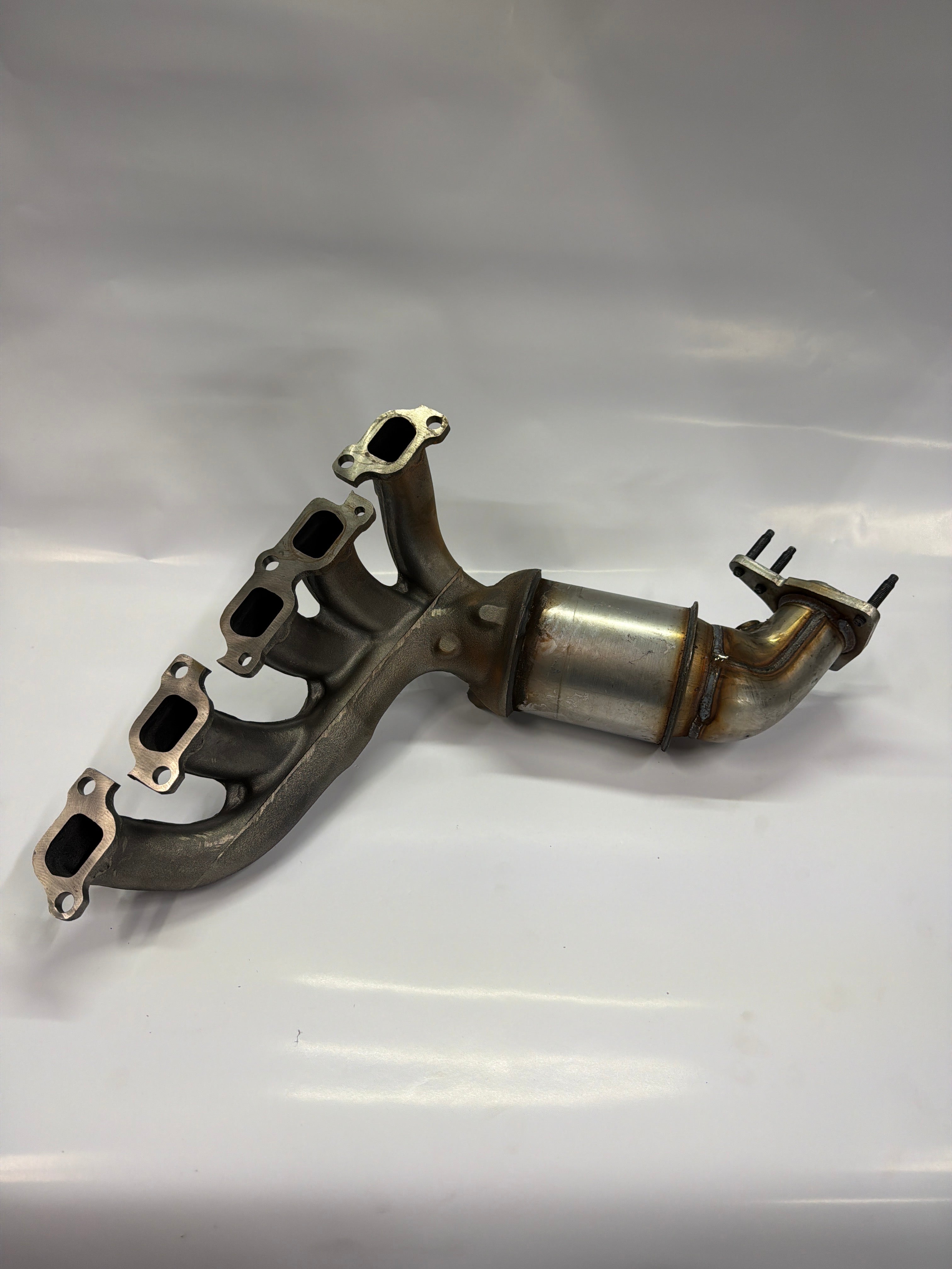 12655846 Catalytic Converter Manifold For 2007-2008 Hummer H3 3.7L 2007-2012 GMC Canyon