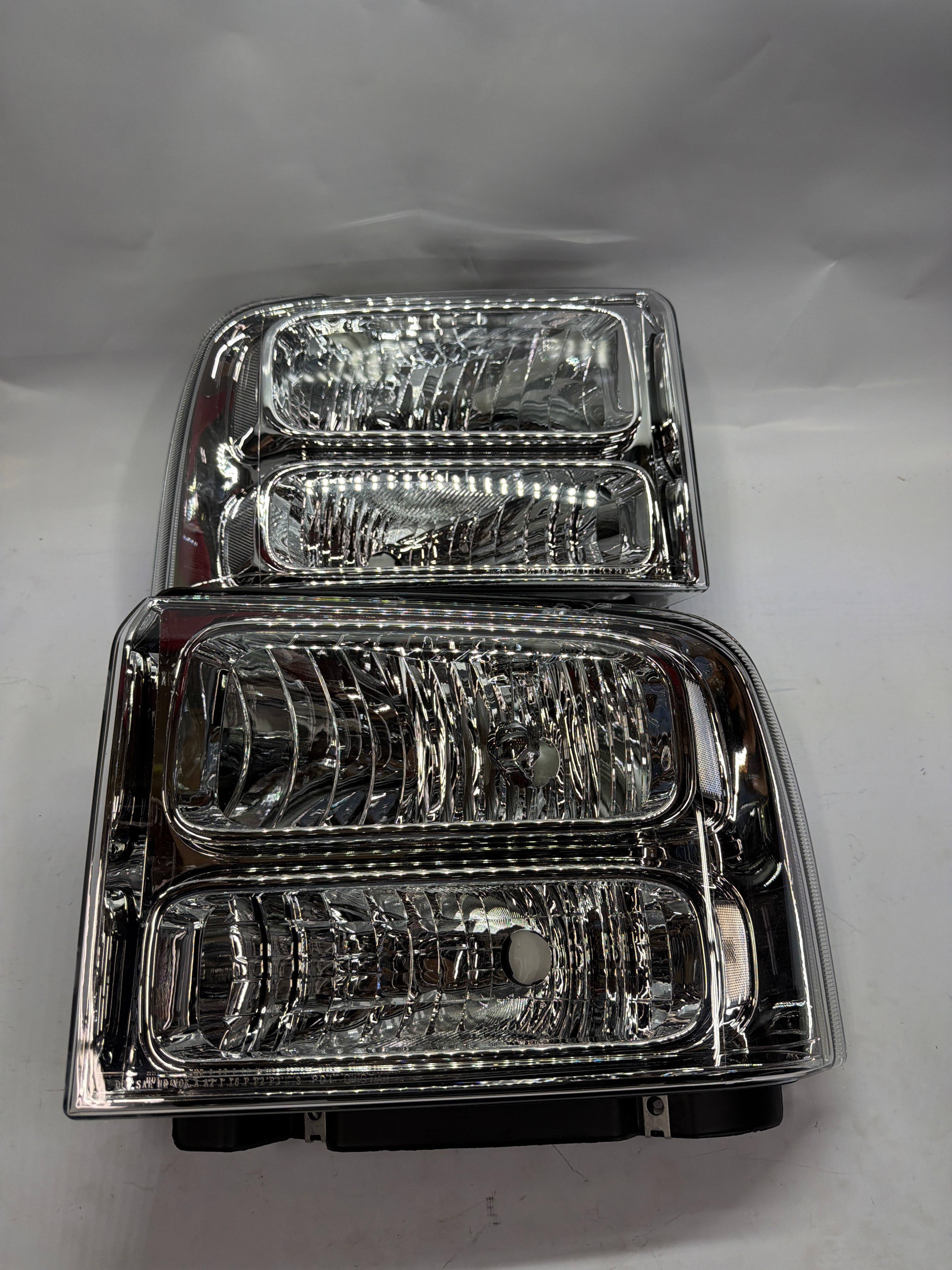 HL-OH-FSD05-CH-CL 05-07 Ford F250 F350 Chrome Clear Headlights