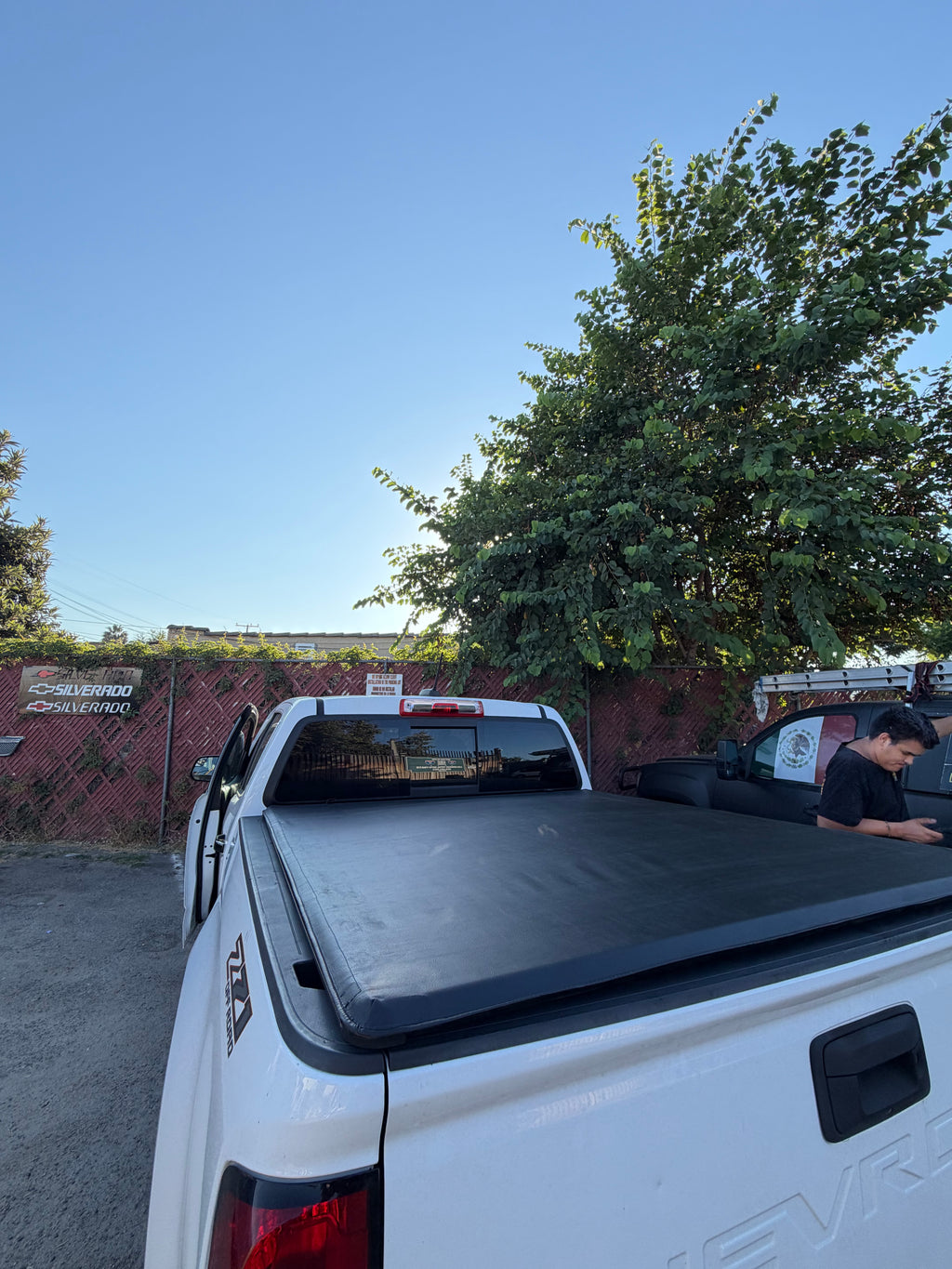 05-15 TOYOTA TACOMA 6FT SOFT ROLL UP COVER