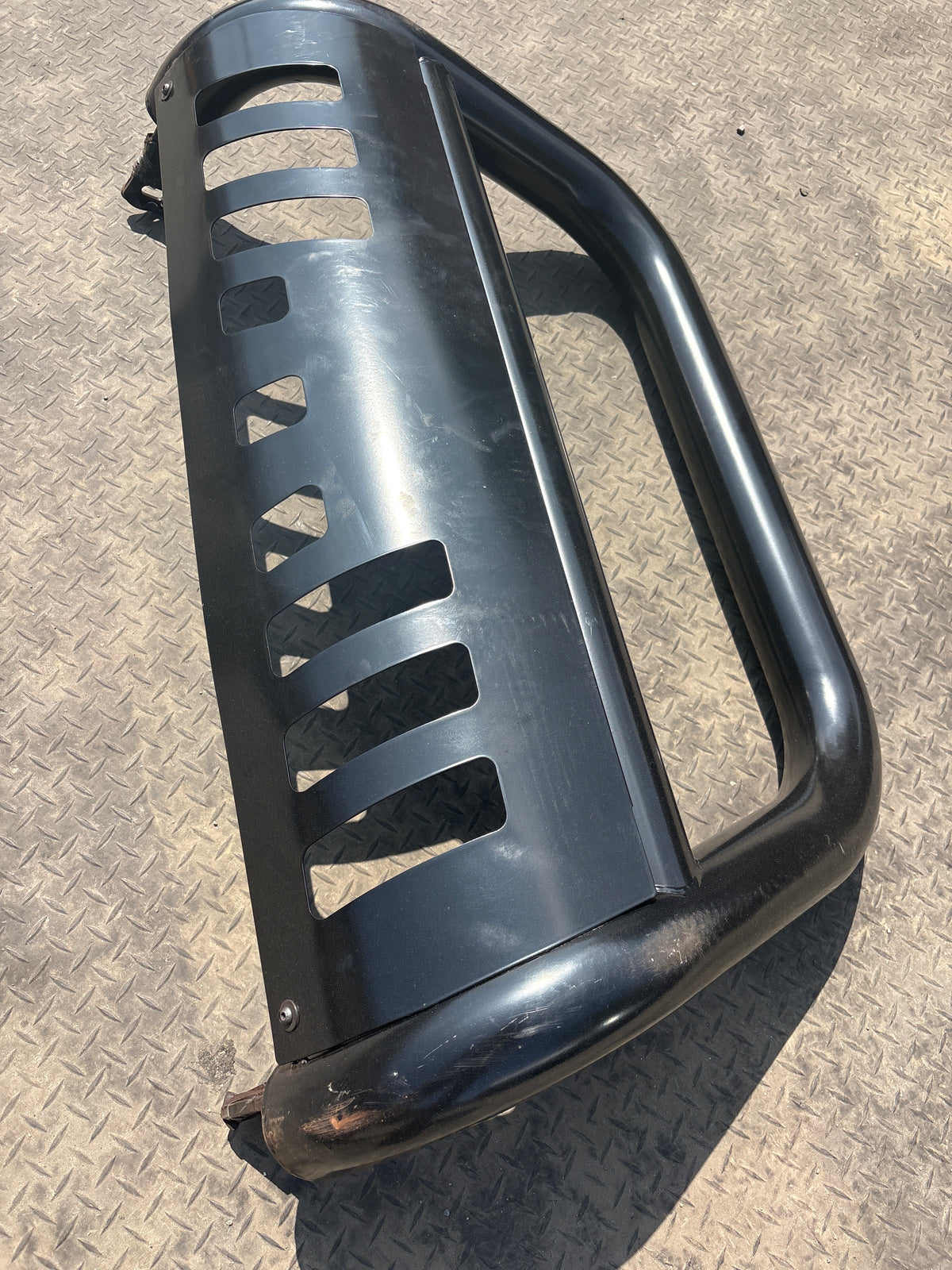 94-01 Dodge Ram 1500 Black Bull Bar No Brackets No Hardware
