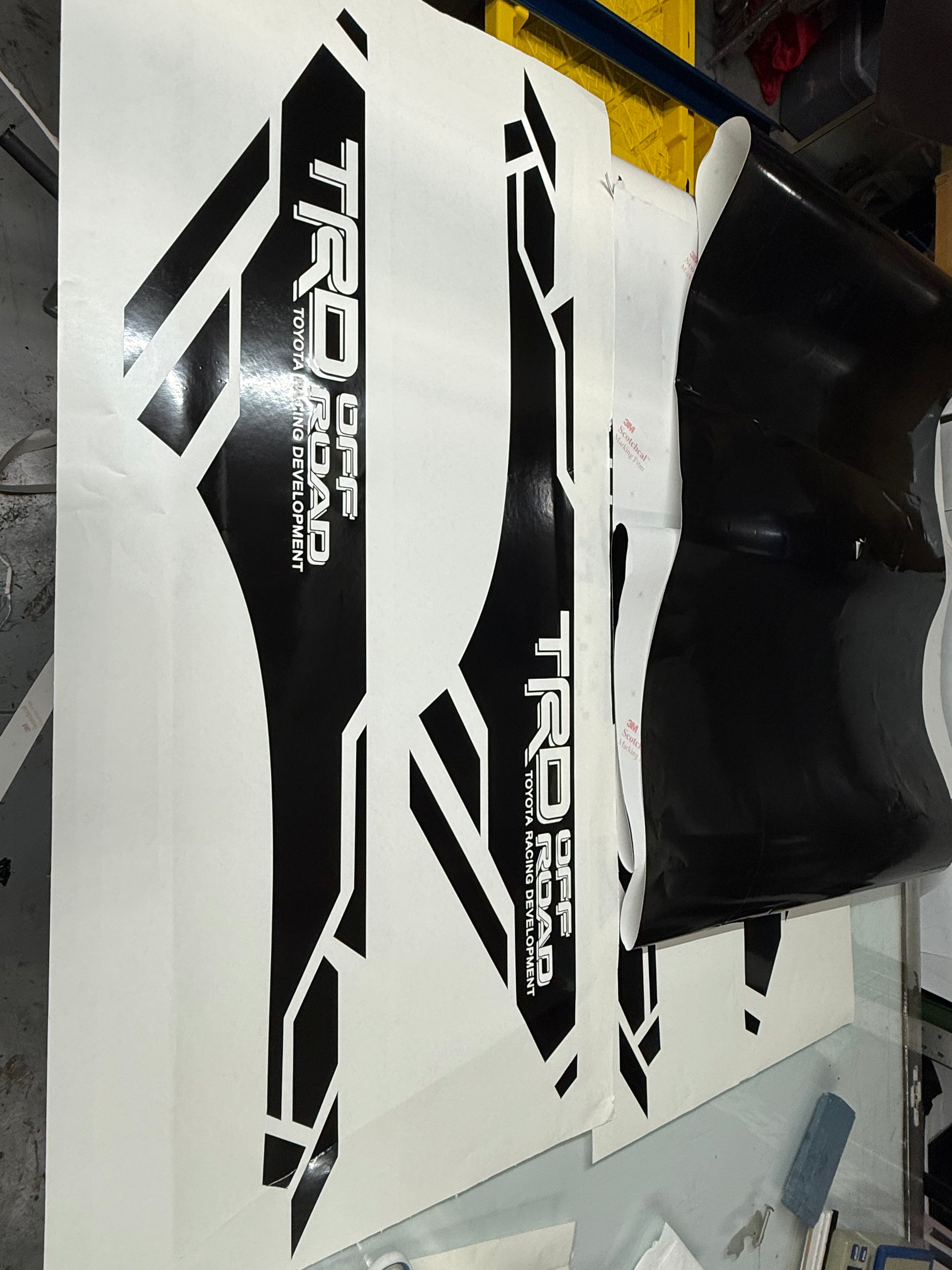 Bedside Decal for Toyota Tacoma TRD Off-Road black left + Right