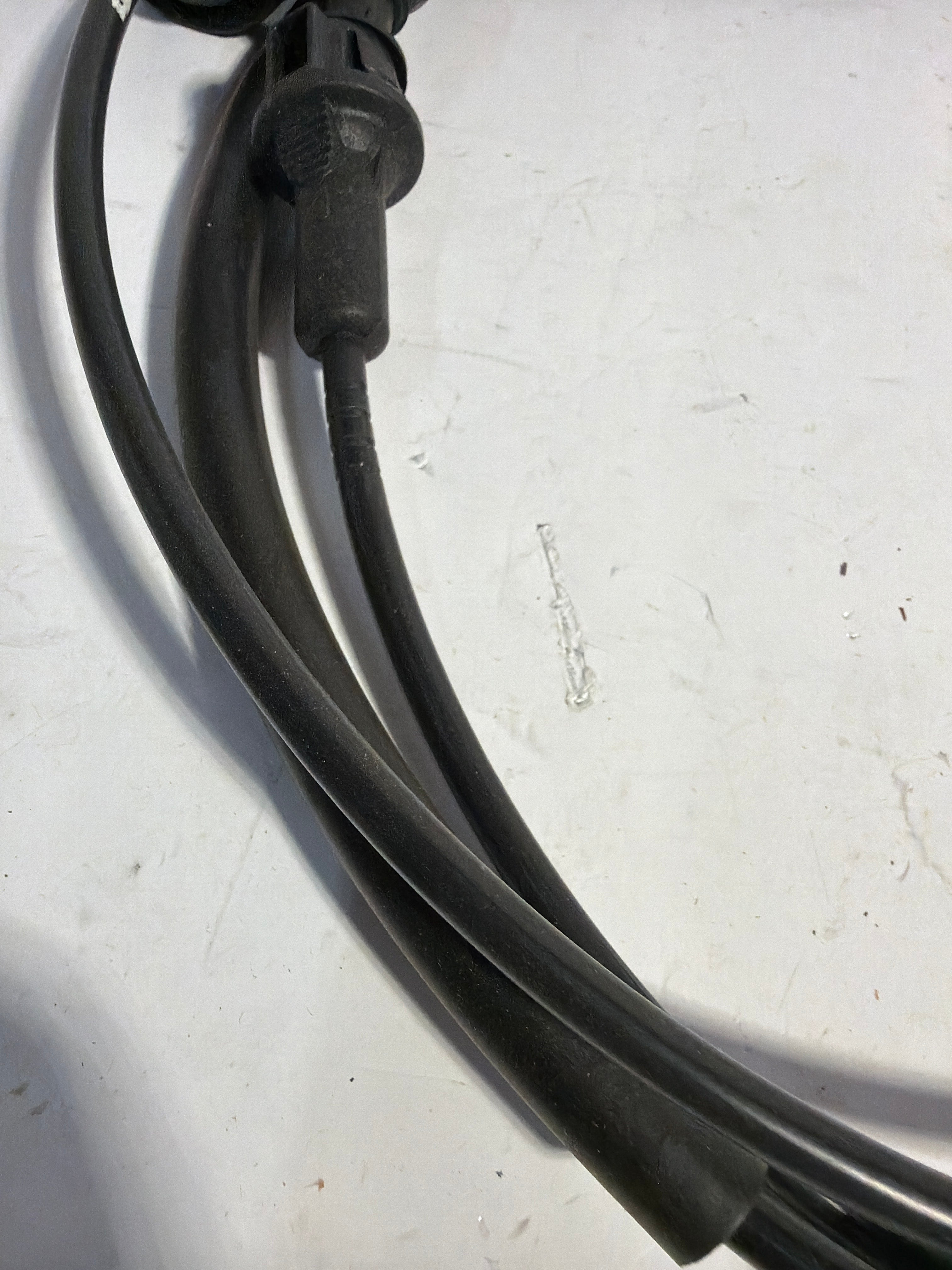 15754075 New Genuine GM Automatic Transmission Shift Cable 97-02 Astro Safari