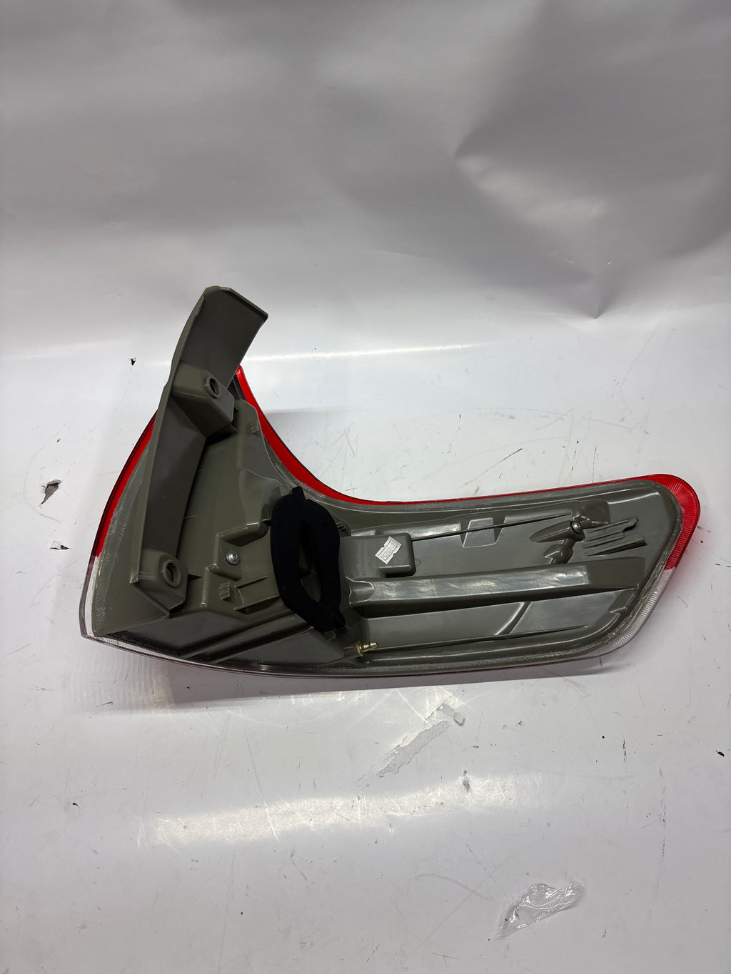 OEM-TL-037-L Factory Style Tail Light (Left) 11-14 Toyota Sienna