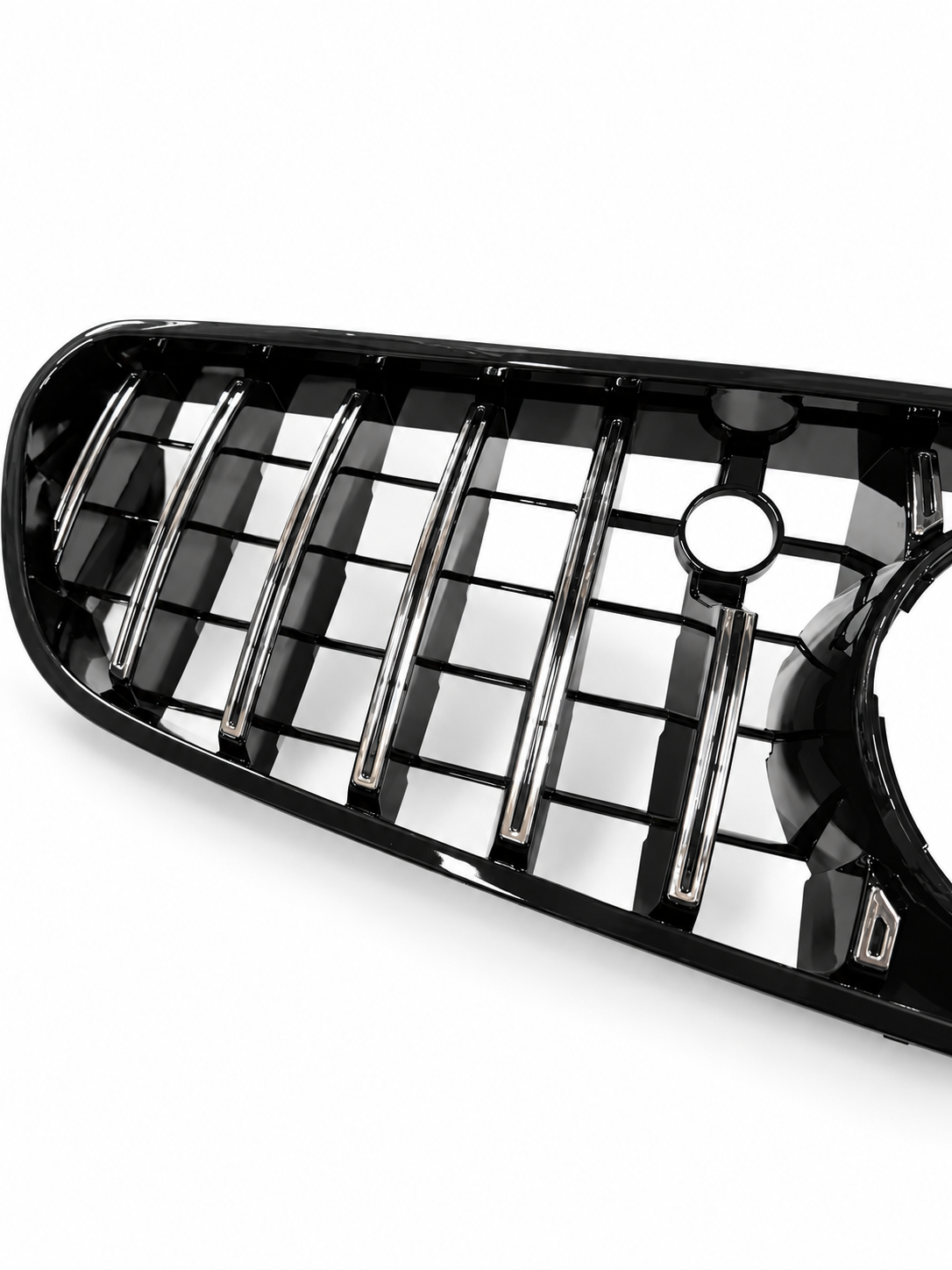 A012-SKD-USA-0018 — Front left detail — studio-edited product photo