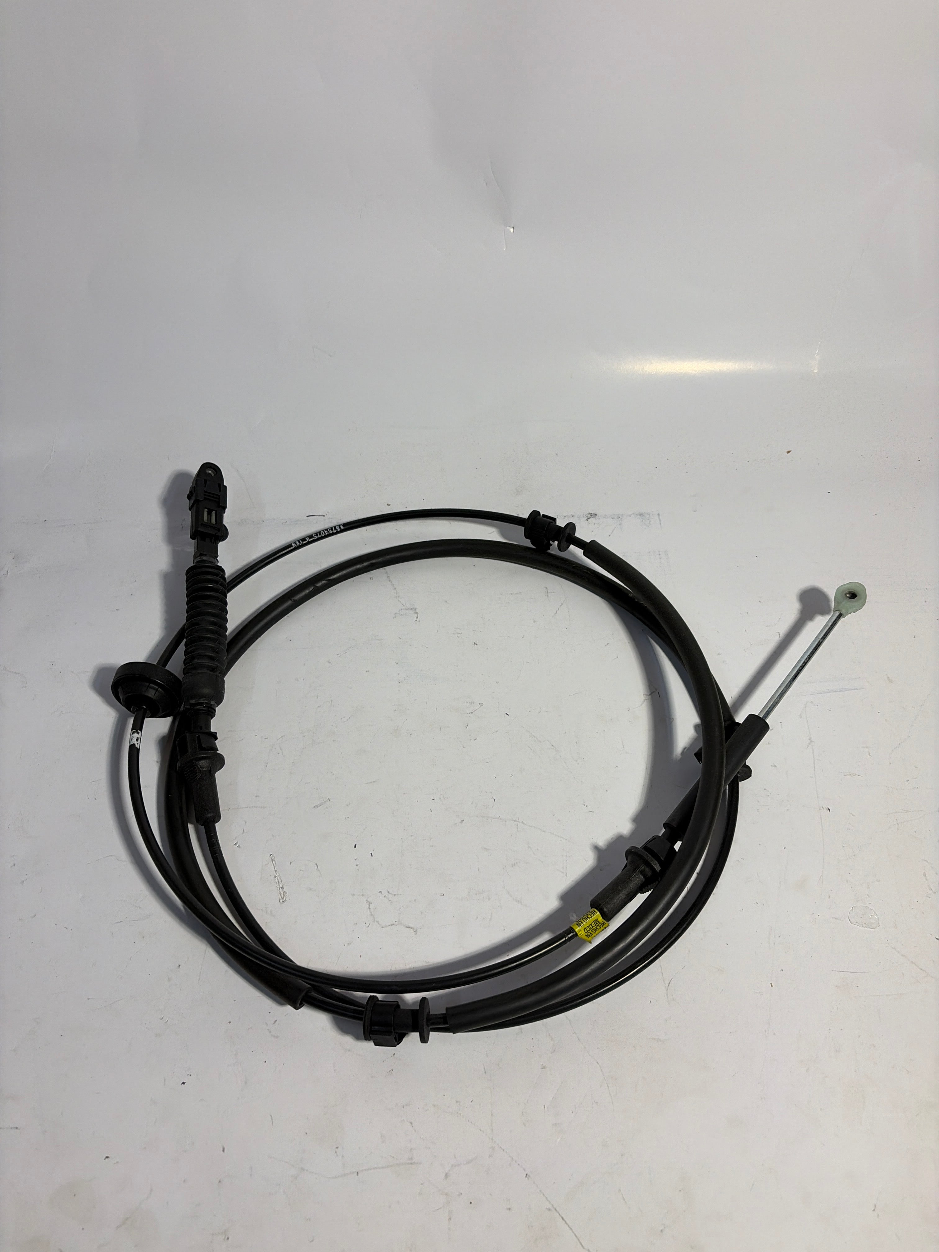 15754075 New Genuine GM Automatic Transmission Shift Cable 97-02 Astro Safari