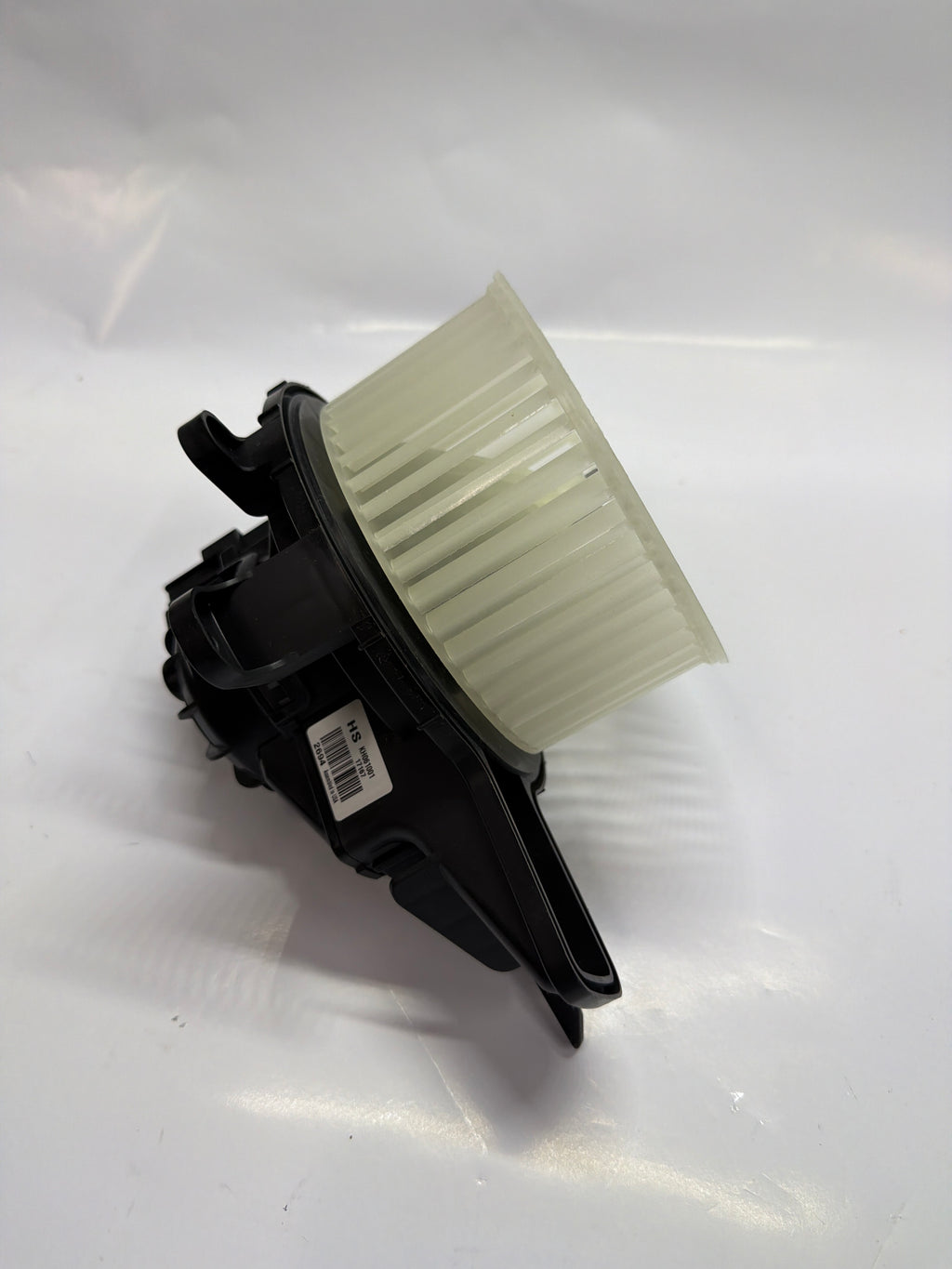84156077 15-81781 GM Motor Assembly Auxiliary Blower Yukon Tahoe Acadia