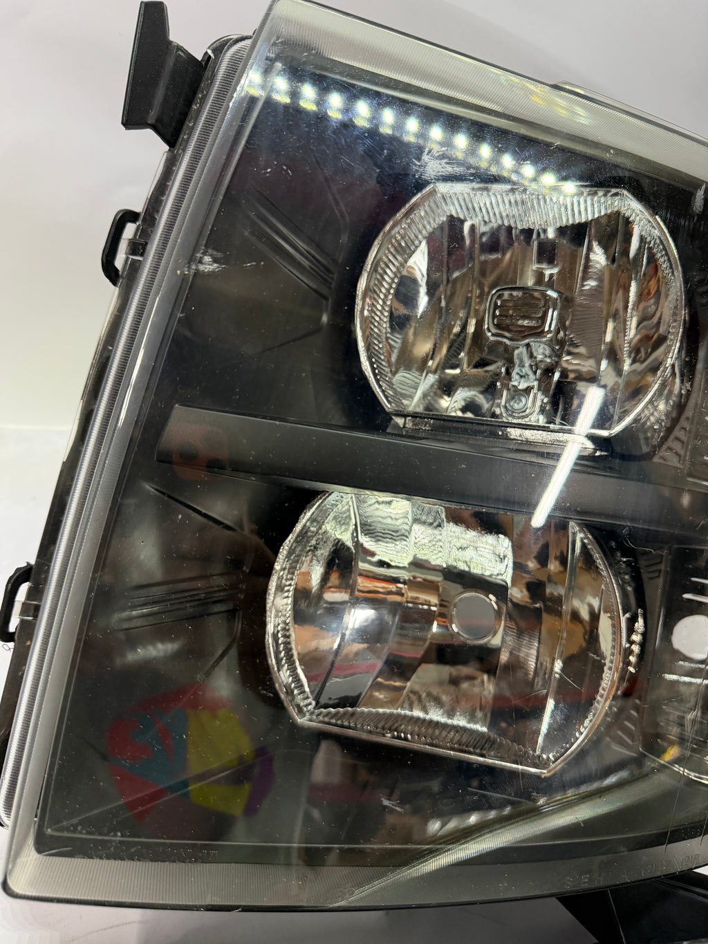 AS IS 07-13 CHEVY SILVERADO BLACK CLEAR HEADLIGHTS