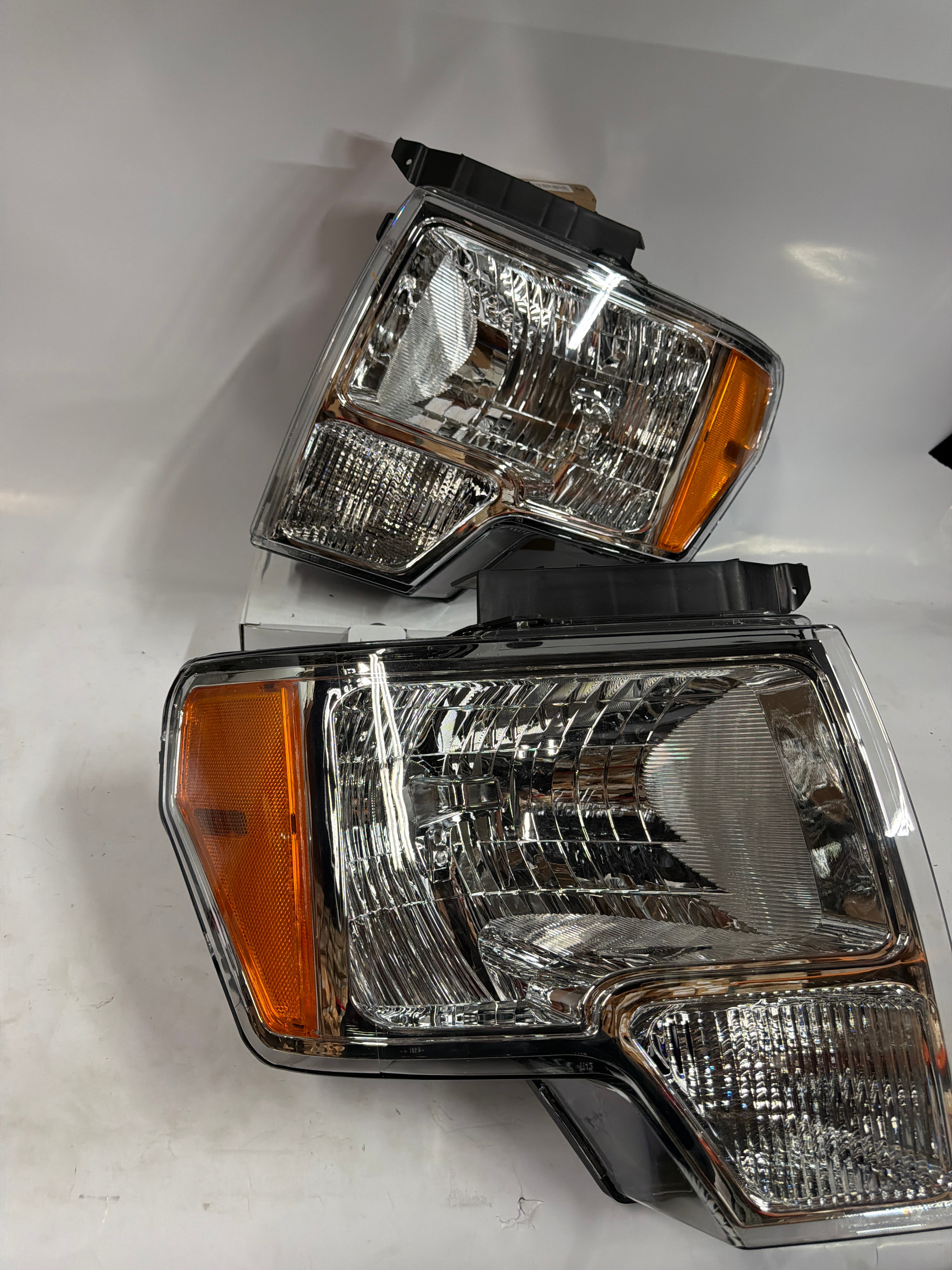 09-14 FORD F-150 CHROME AMBER HEADLIGHTS
