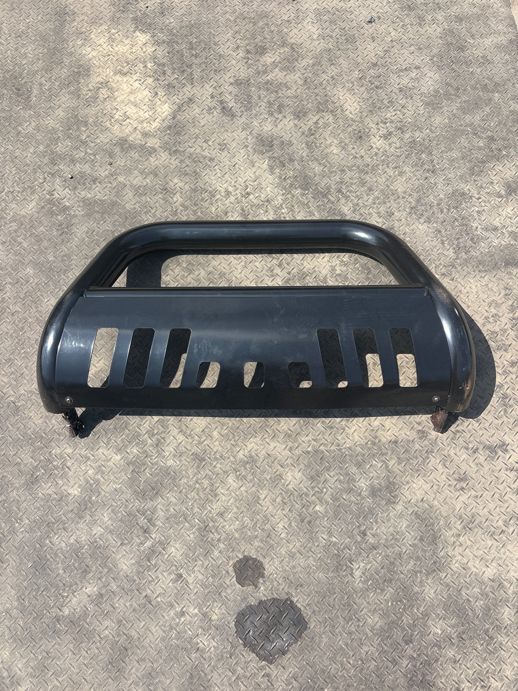 94-01 Dodge Ram 1500 Black Bull Bar No Brackets No Hardware