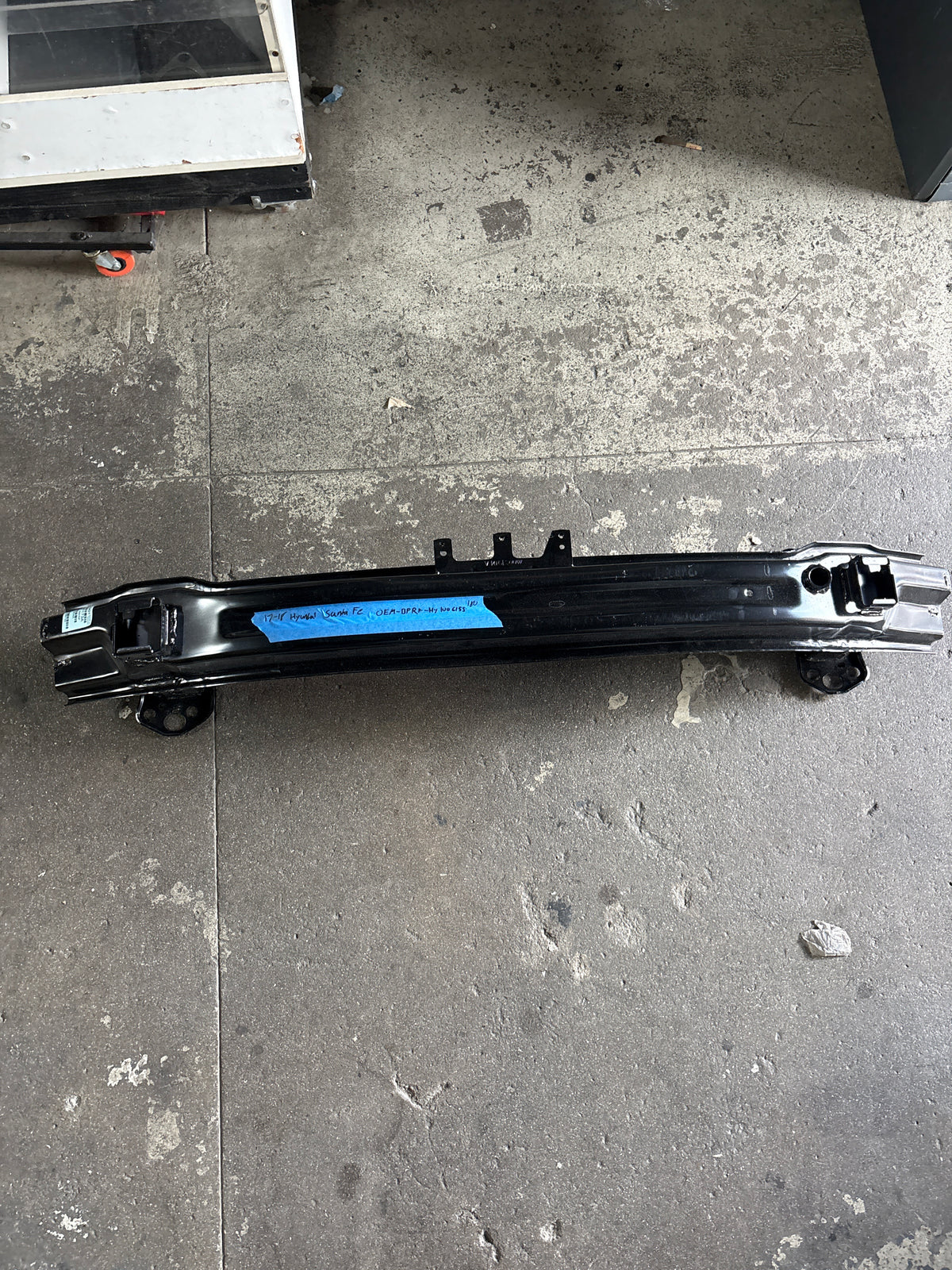 2017-2018 Hyundai Santa Fe / 2019 Santa Fe XL Front Bumper Reinforcement - Black