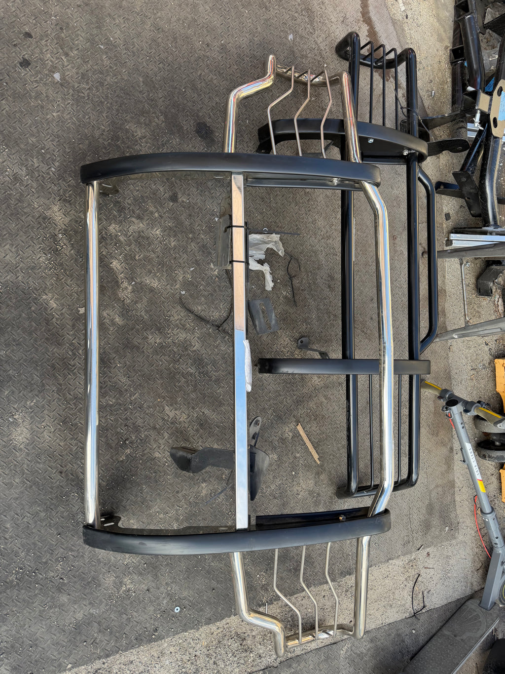 09-14 FORD F-150 (EXCL RAPTOR) FRONT BUMPER BRUSH GRILLE GUARD