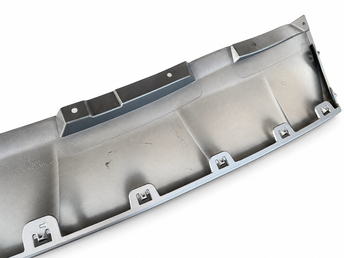 BMW X7 valance BM04235MA - rear detail, white background