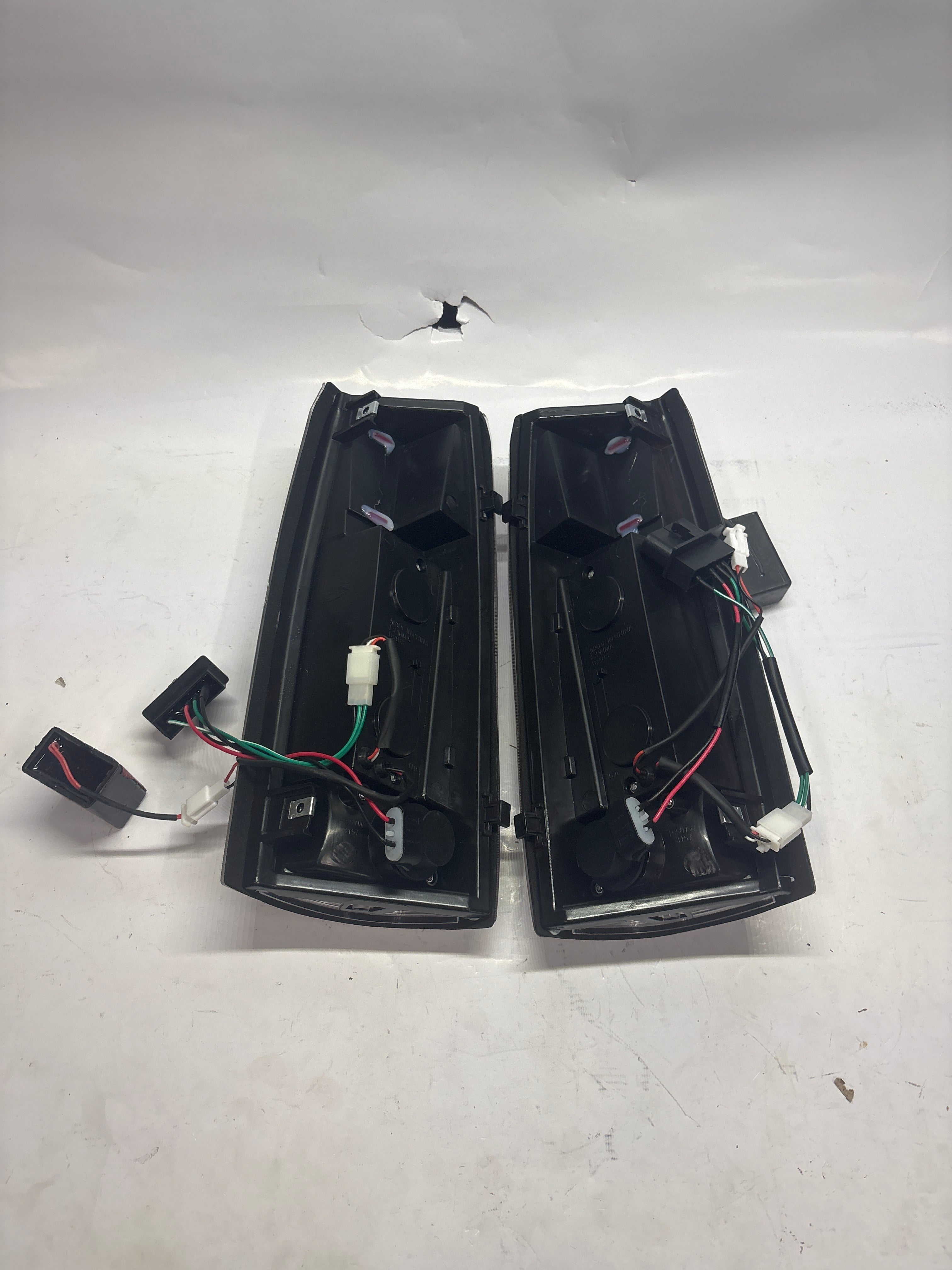 88-02 Chevy GMC C/K Series led taillights Red Housing Clear Lens