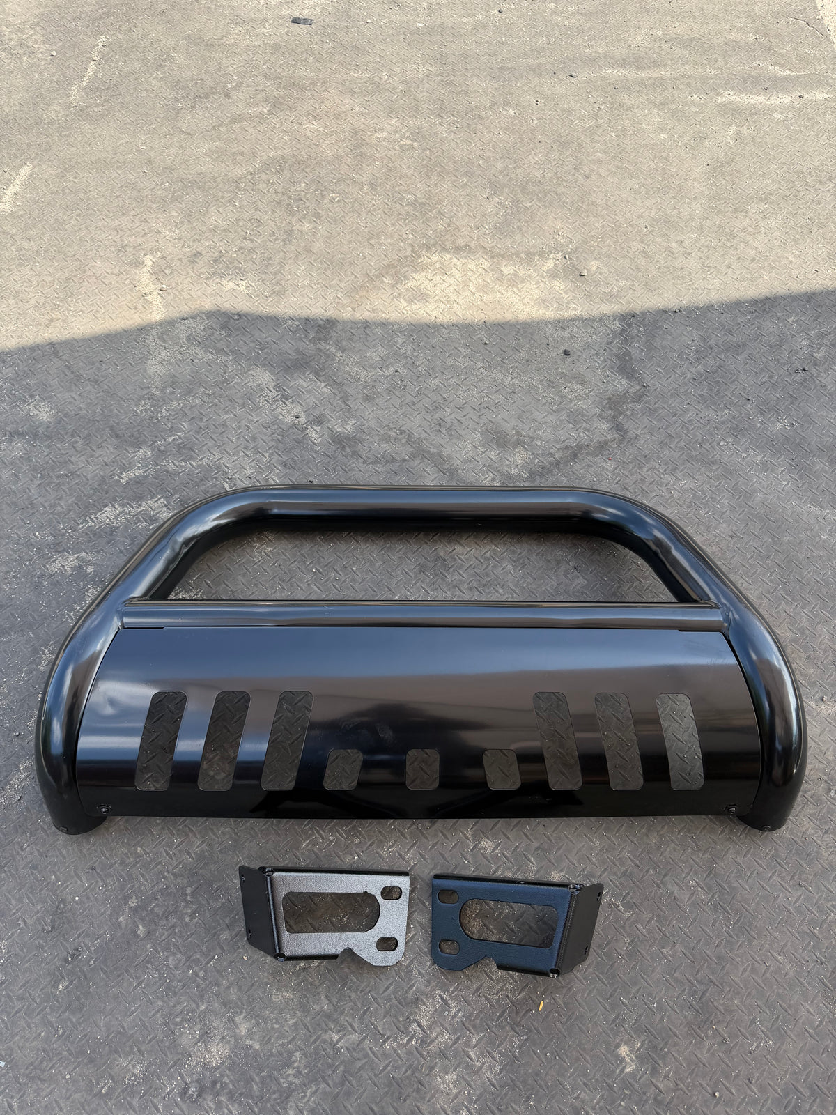 1999–2007 Ford F-250 Super Duty 3" Bull Bar - Black no hardware