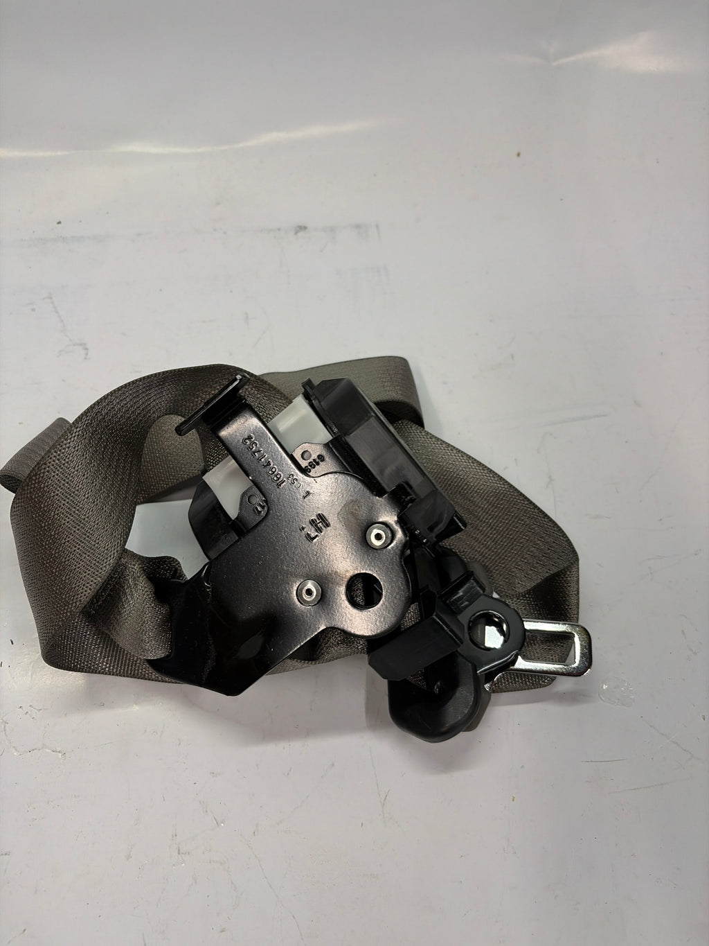 19258748 GM Seat Belt Kit