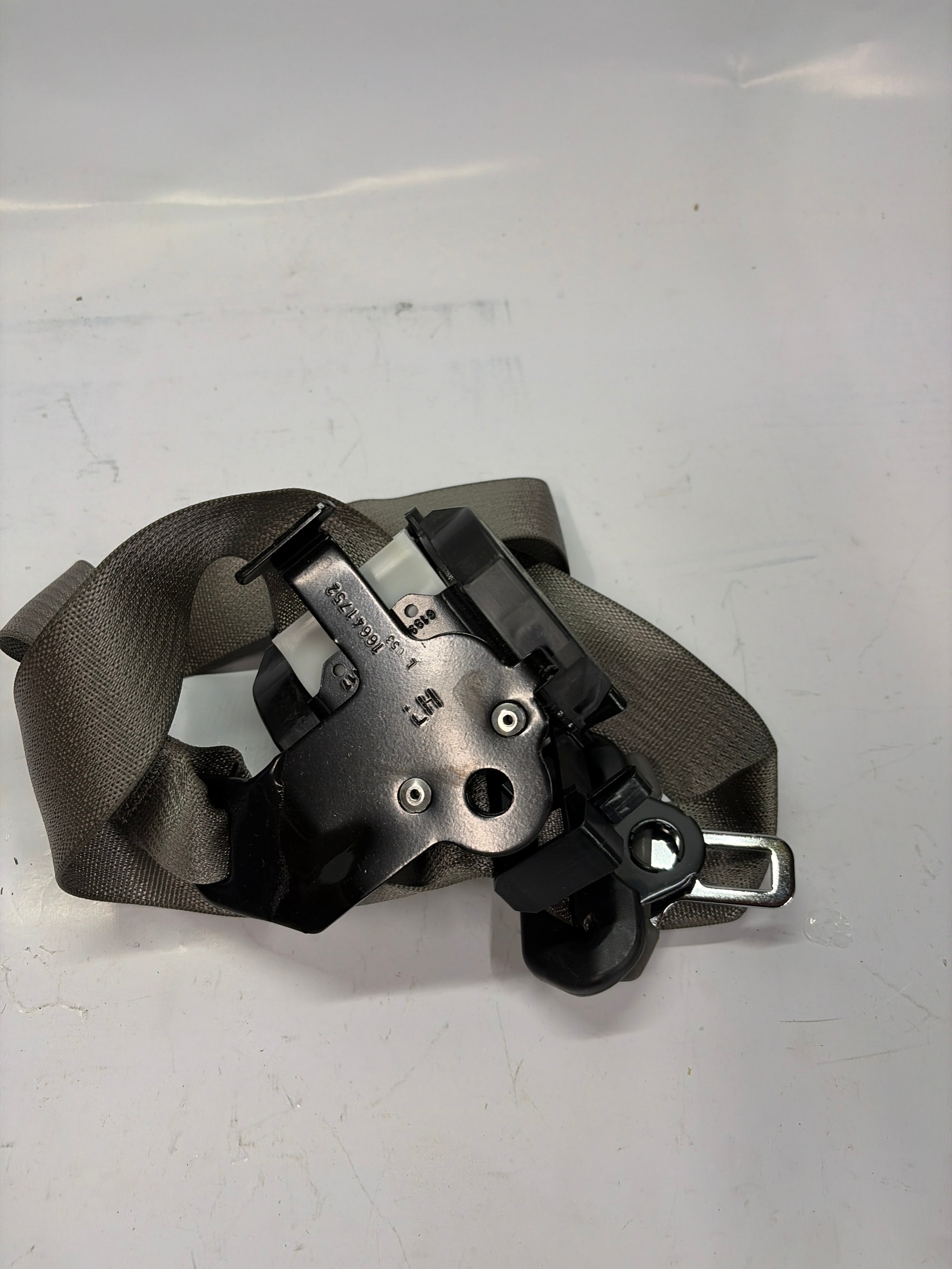 19258748 GM Seat Belt Kit