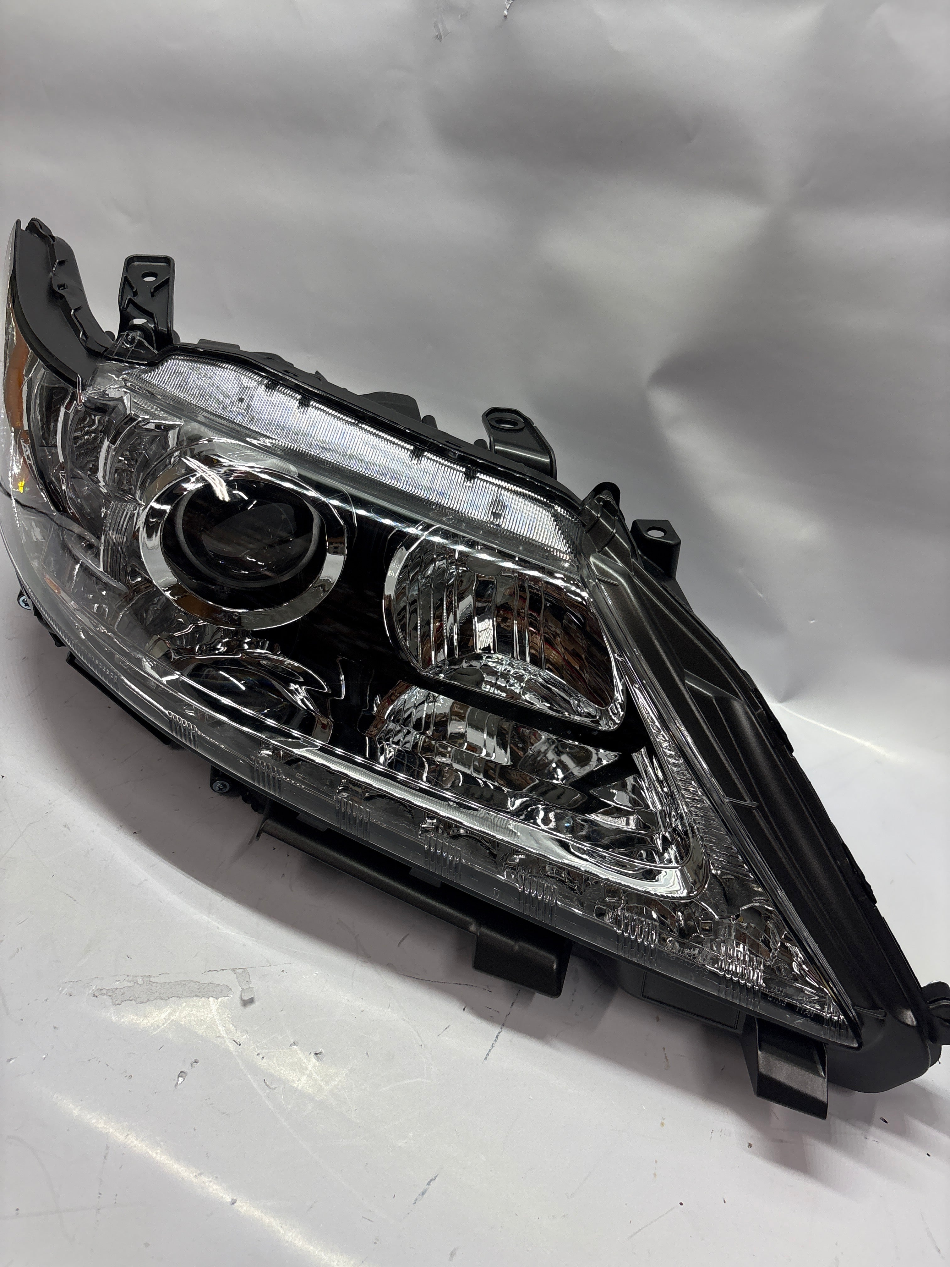 OEM-HL-0166-R LED DRL Projector Headlight (Right) 13-15 Lexus ES300H ES350