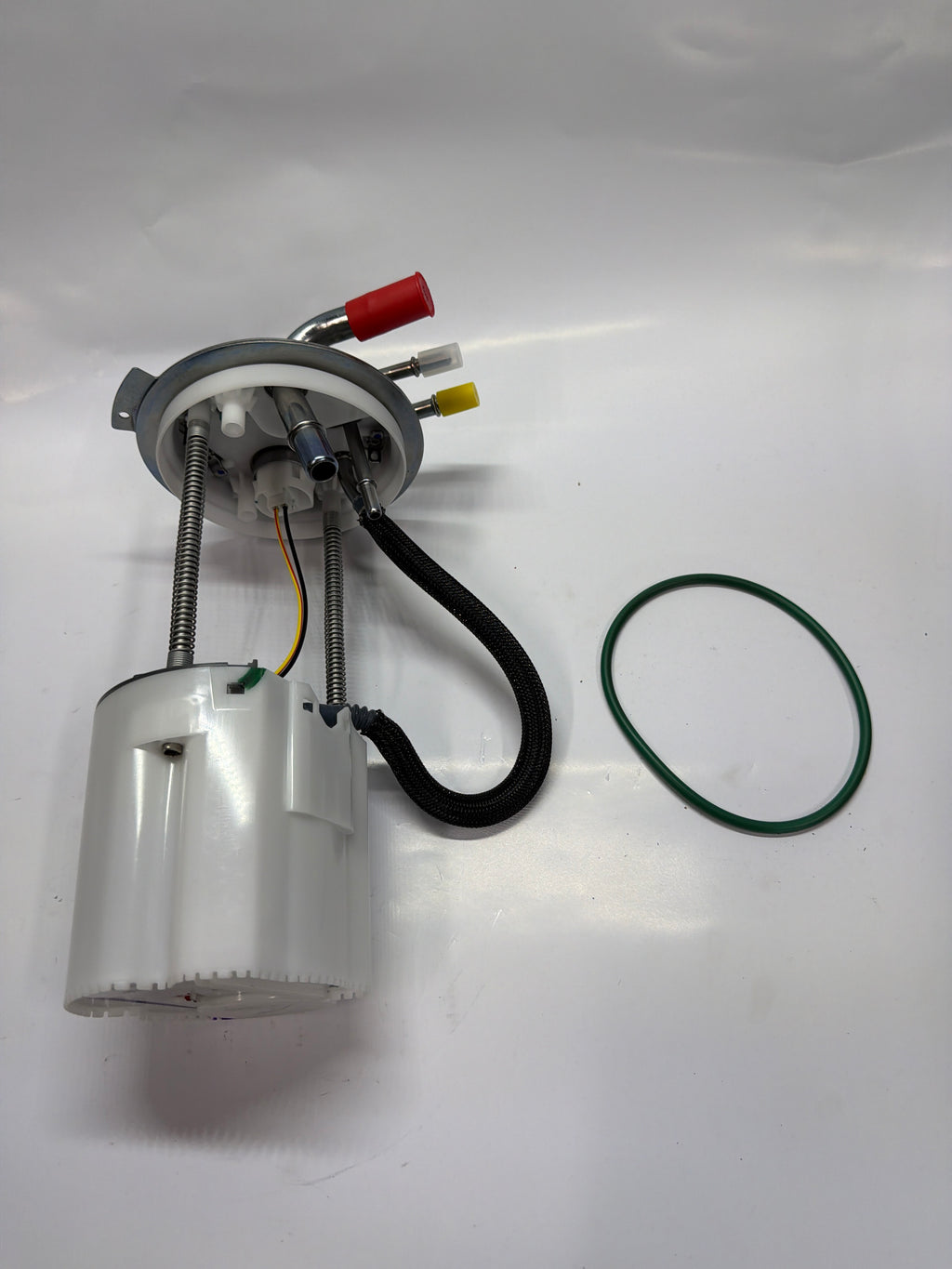 19300964 M100125 AC Delco Electric Fuel Pump Gas for fuel Pump Module without Fuel Level Sensor, with Pressure Sensor and Seal - Chevy GMC Yukon Chevrolet Tahoe