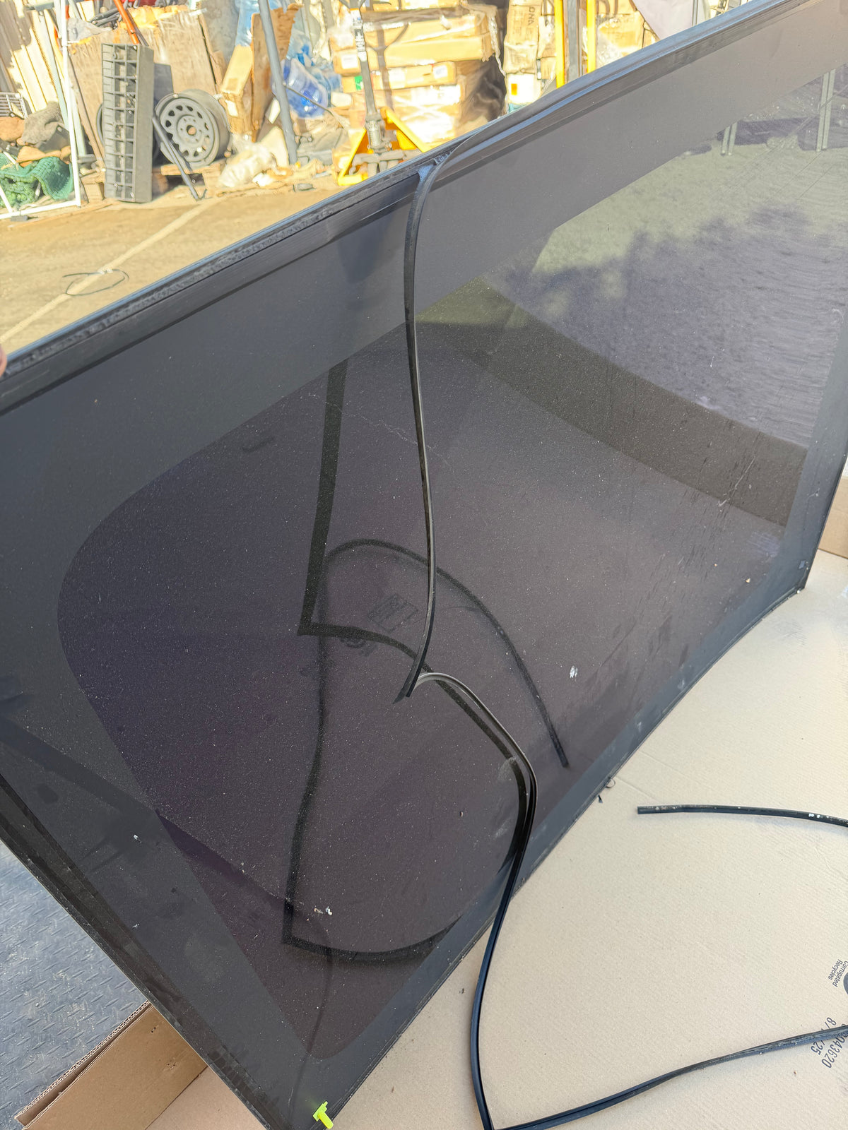25-26 CADILLAC ESCALADE IQ PANORAMIC FIXED GLASS SUNROOF GLASS OEM