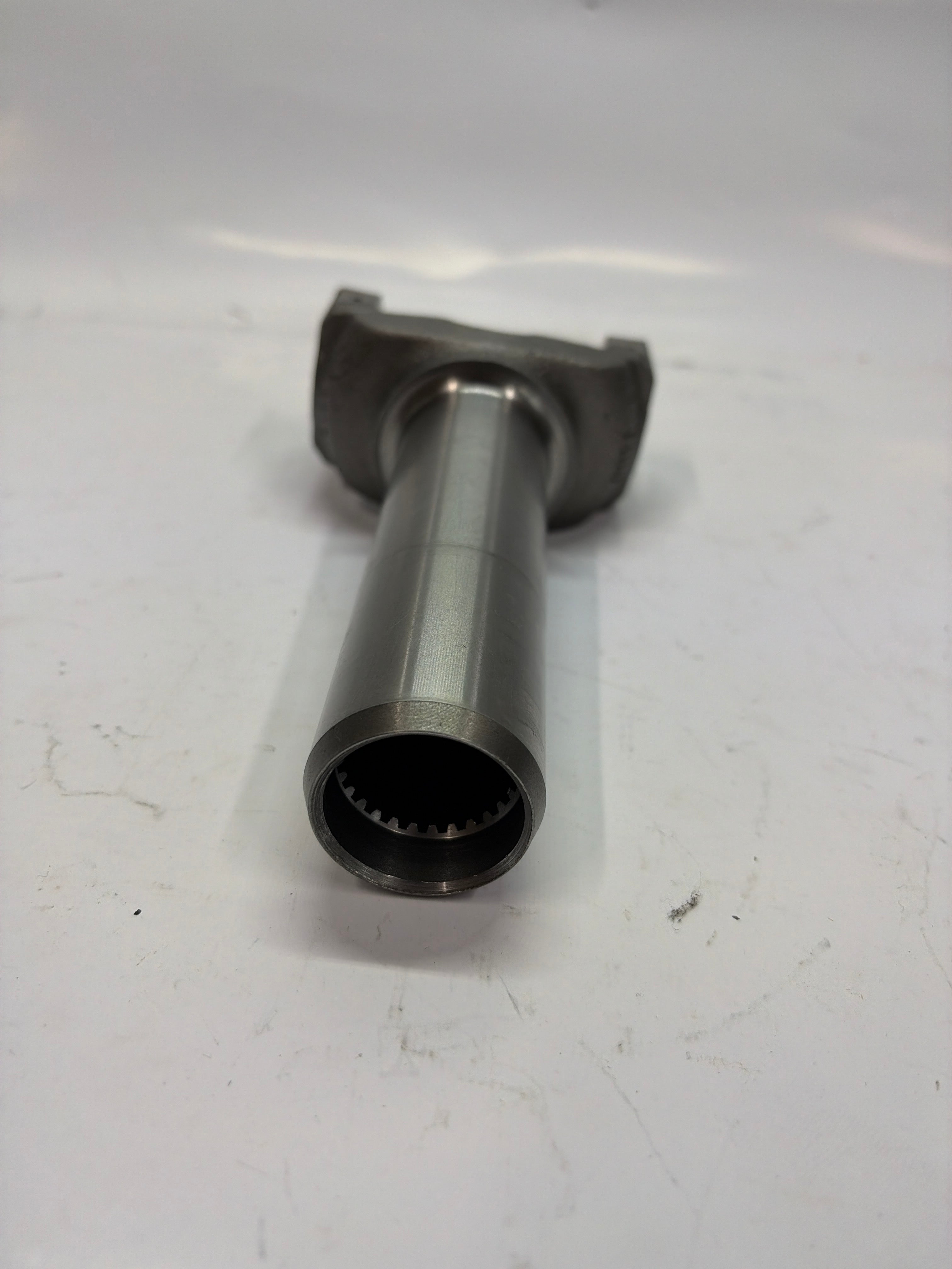 7848635 American Axle Drive Shaft Slip Yoke for Cadillac/Chevy/GMC