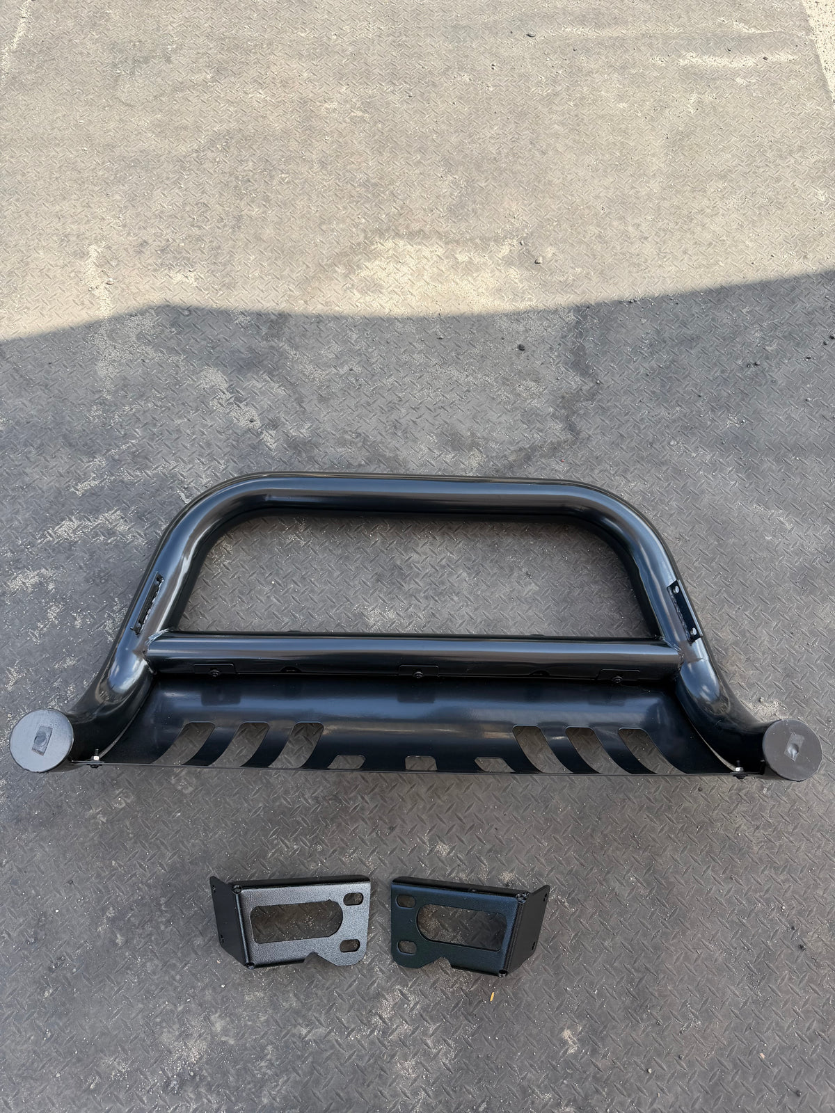 1999–2007 Ford F-250 Super Duty 3" Bull Bar - Black no hardware