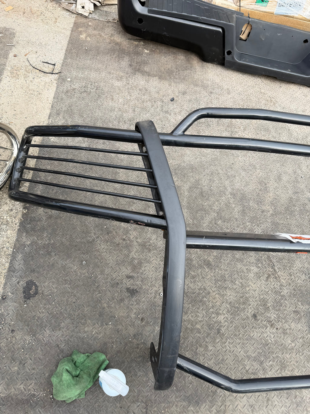 #13 03-06 FORD EXPEDITION BLACK FRONT BUMPER BRUSH GRILLE GUARD