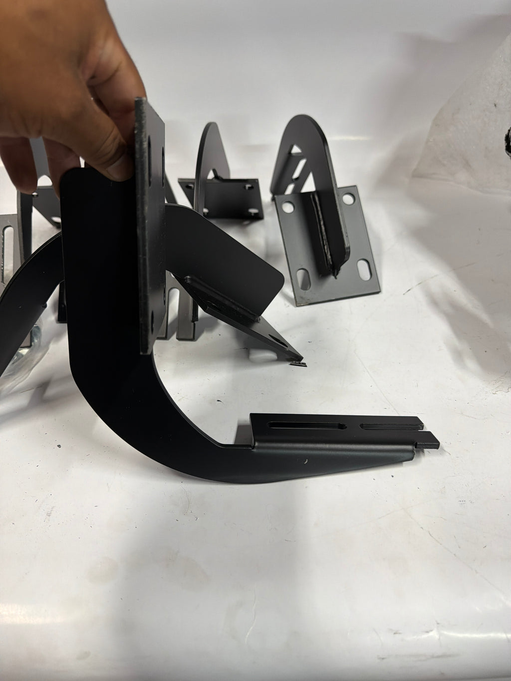 99-16 ford super duty steel running board brackets 6pcs complete with hardware for crew cab super cab or regular cab