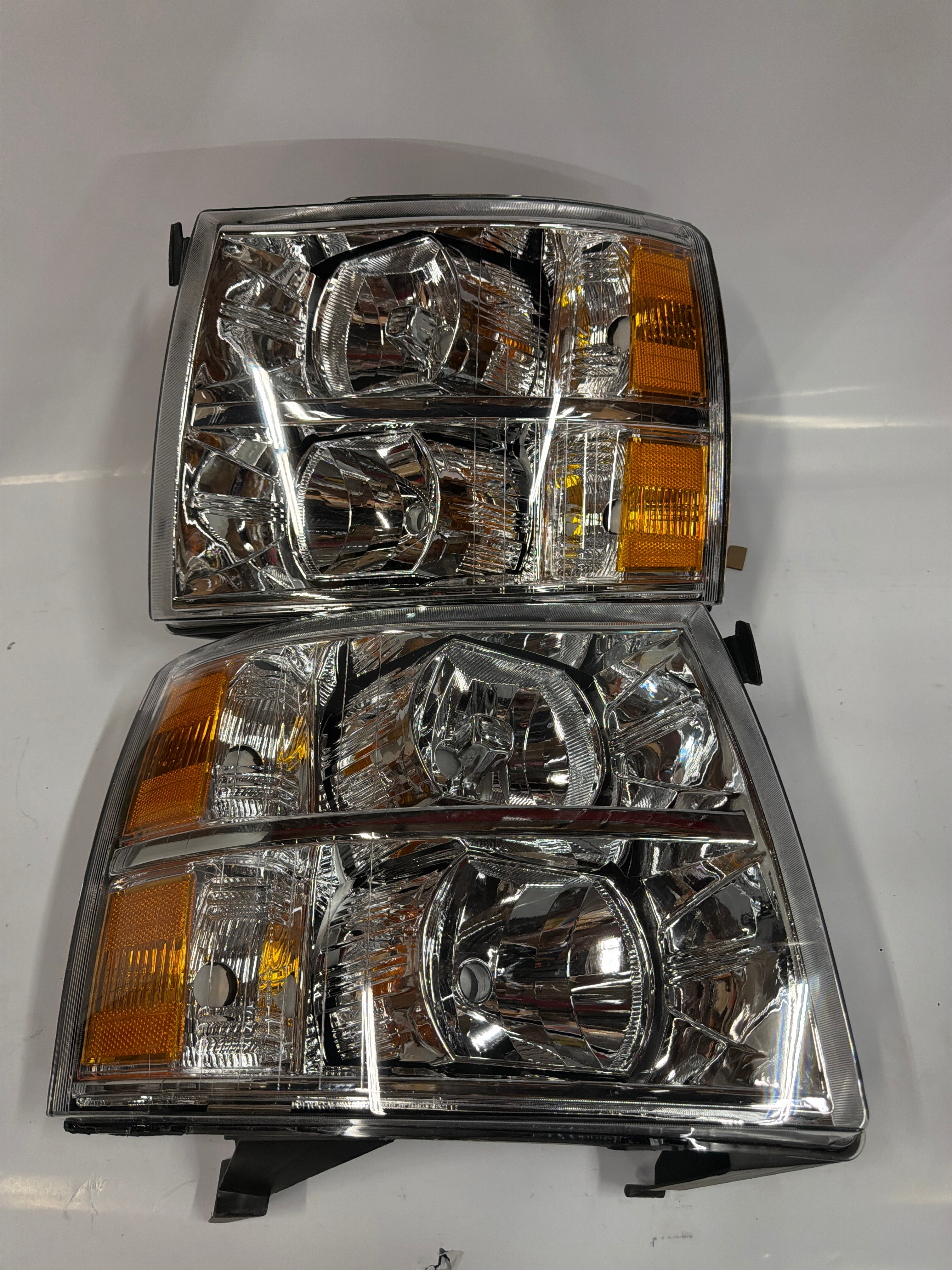 CHEVY SILVERADO CHROME AMBER HEADLIGHTS FOR 2007 TO 2013