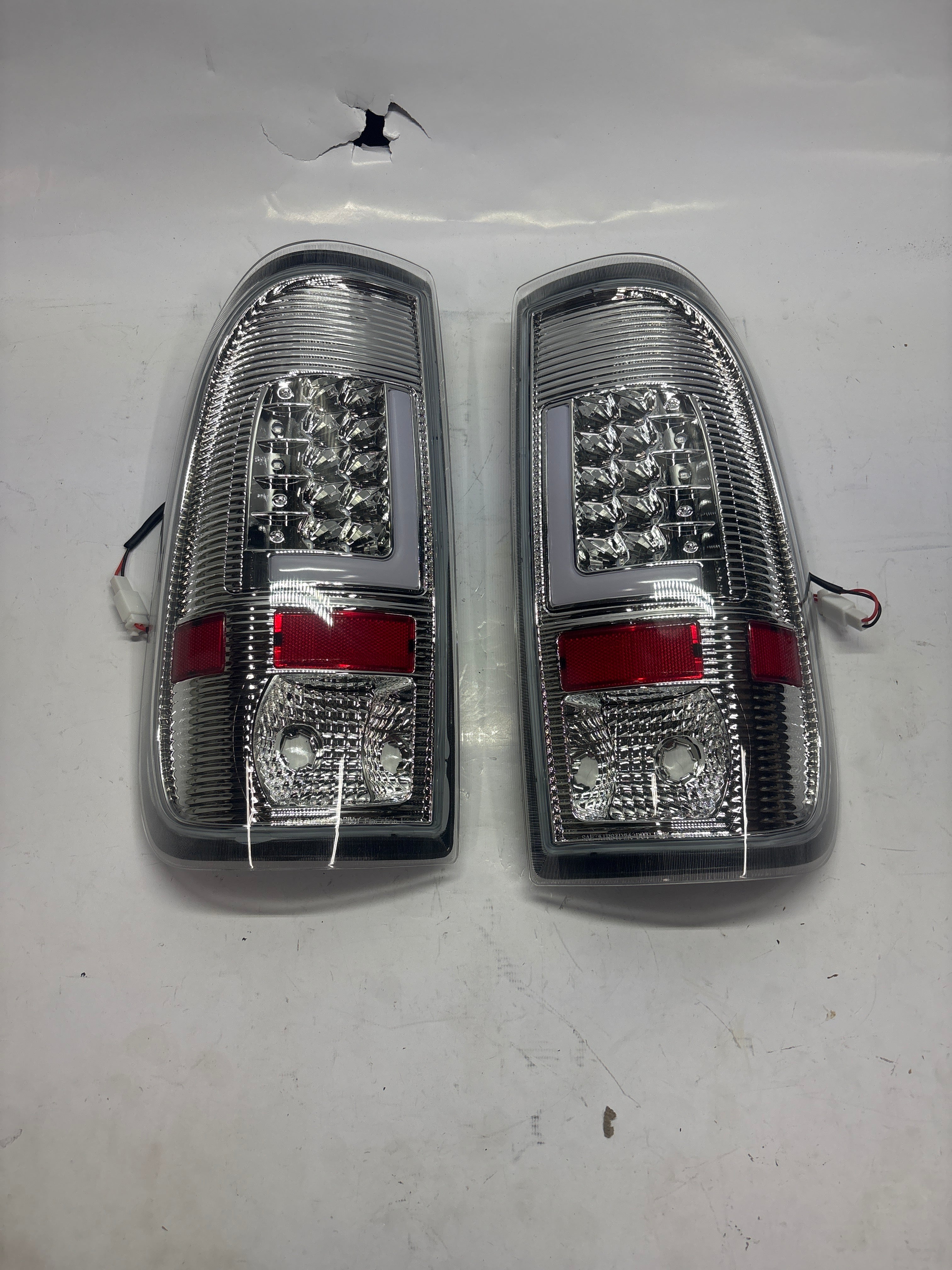 08-16 F250-F550 SD / 09-16 F350 F450/15-16 F550 LED 3D TAIL LIGHT ASSEMBLY DRIVER & PASSENGER SIDE