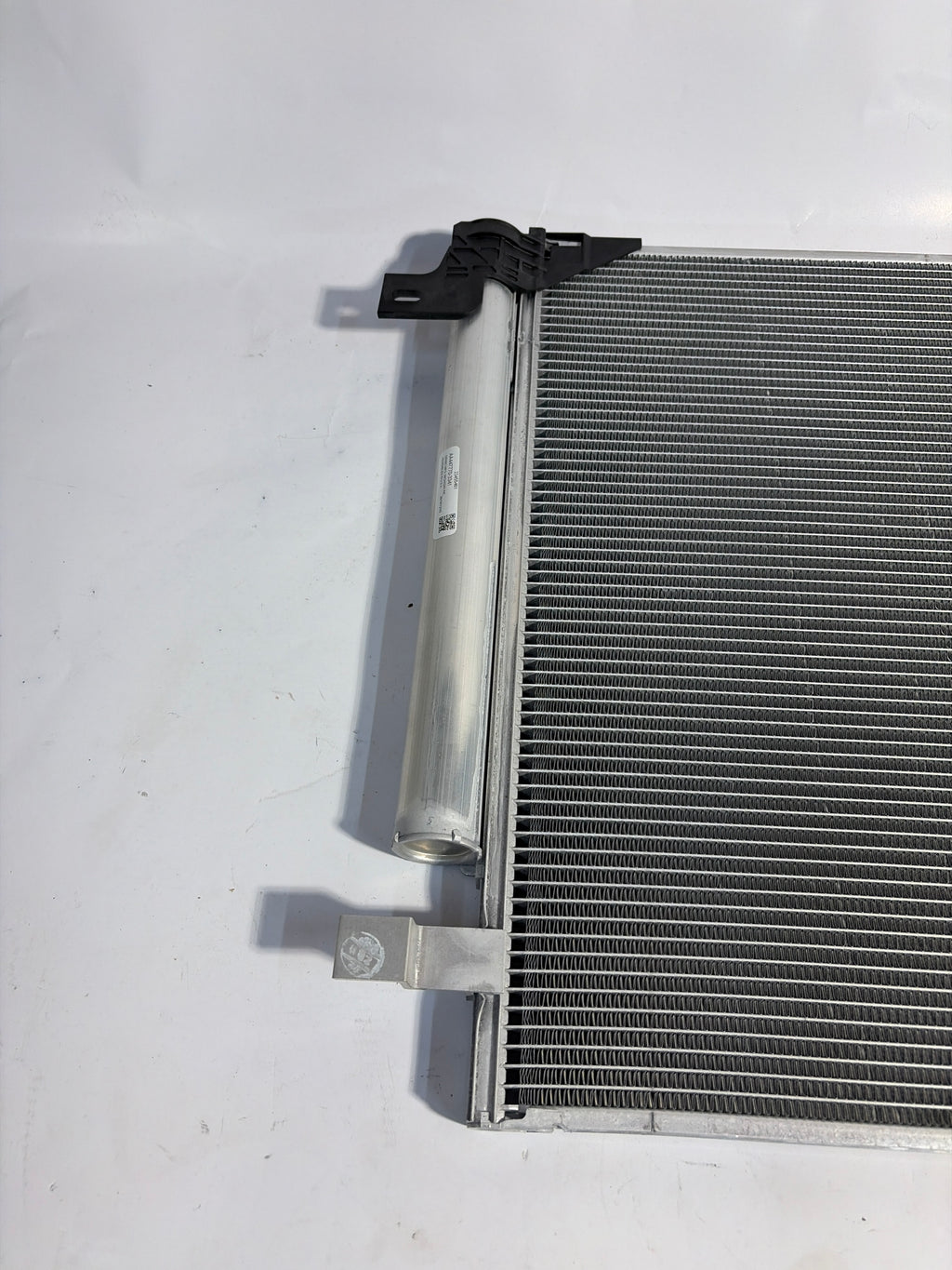 23455461 A/C Condenser For 2016-2023 Chevrolet Camaro Aluminum Core 84947859