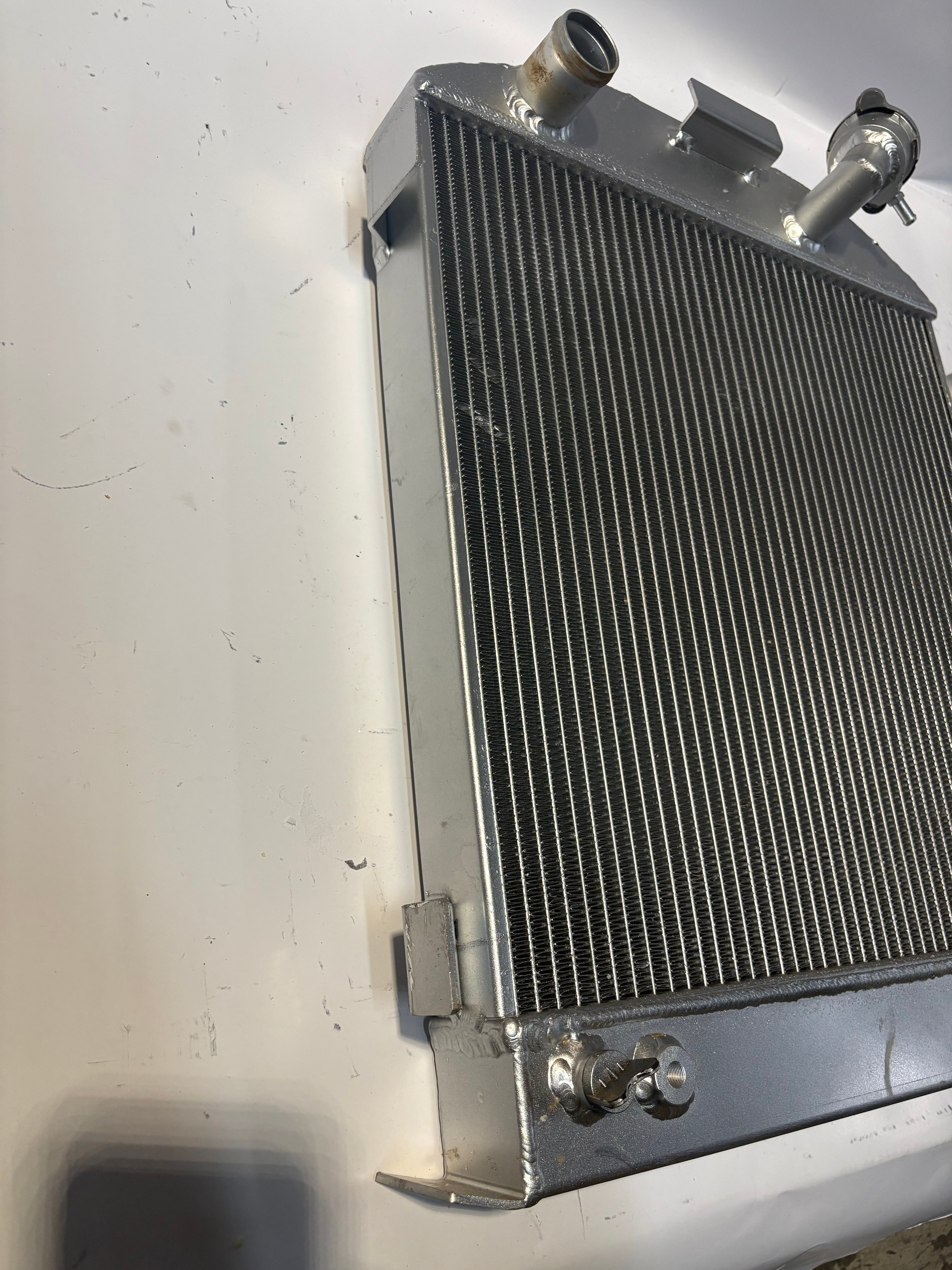 1932 CHEVROLET SBC V8 AT/MT Performance 3-Rows Core Full Aluminum Radiator