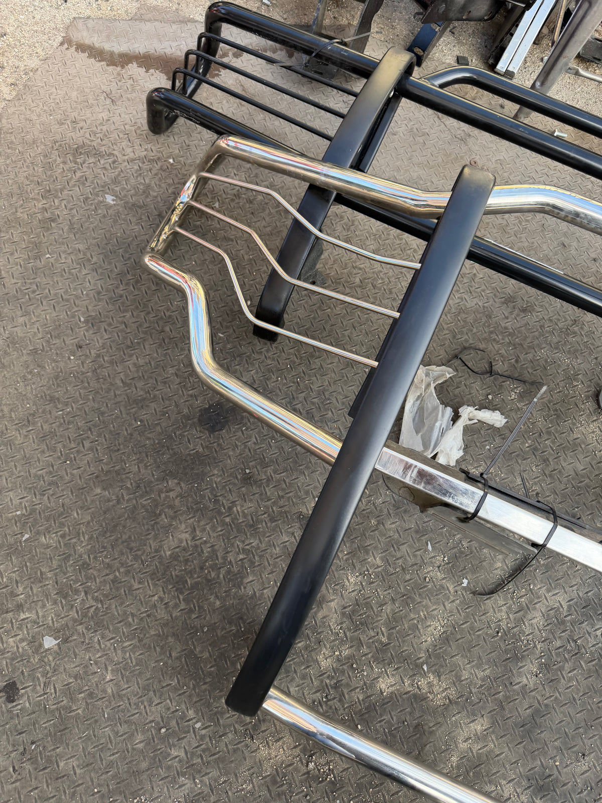 09-14 FORD F-150 (EXCL RAPTOR) FRONT BUMPER BRUSH GRILLE GUARD