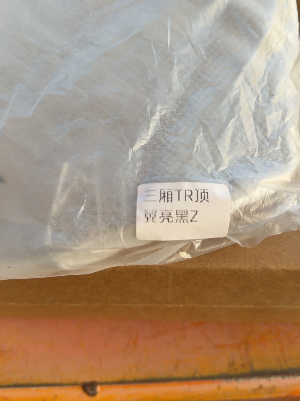 Original packaging label - sedan TR roof spoiler, gloss black