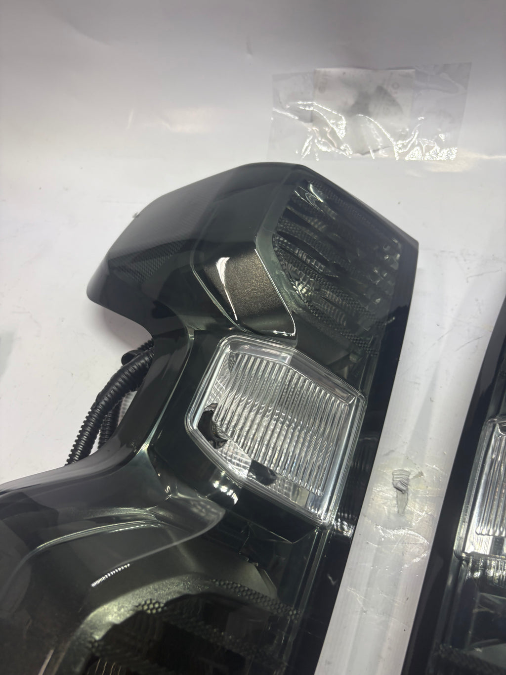 19-23 Chevy Silverado 1500 / LT Smoke Clear Tail Lights
