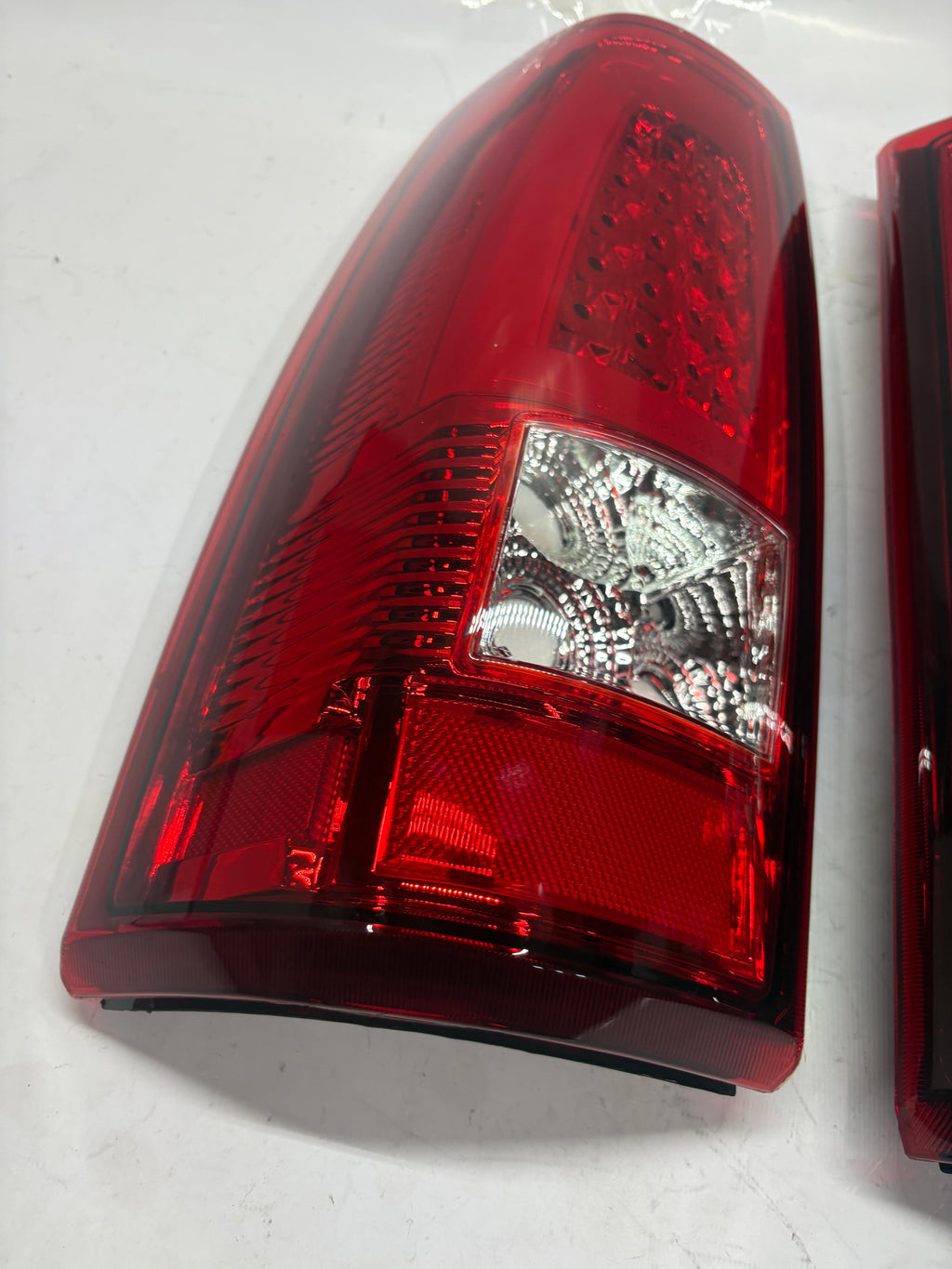 03-06 Chevy Silverado GMC Sierra red led taillights brake lamps pair