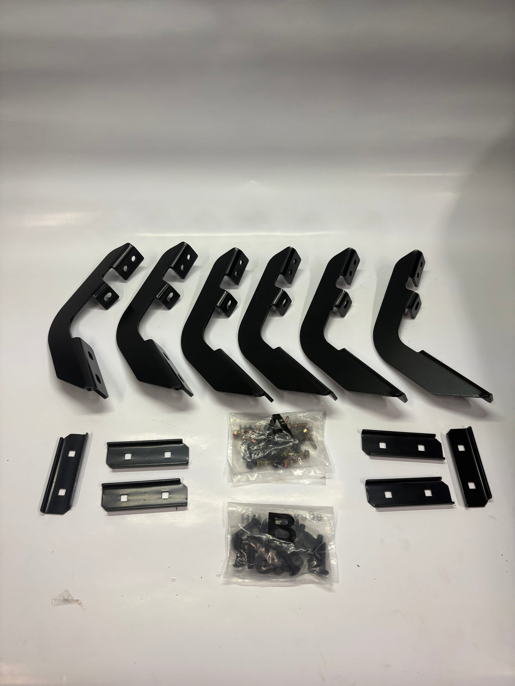 95-04 Toyota Tacoma 6pcs w/ hardware and sliders New Iboard Style Running Boards Brackets