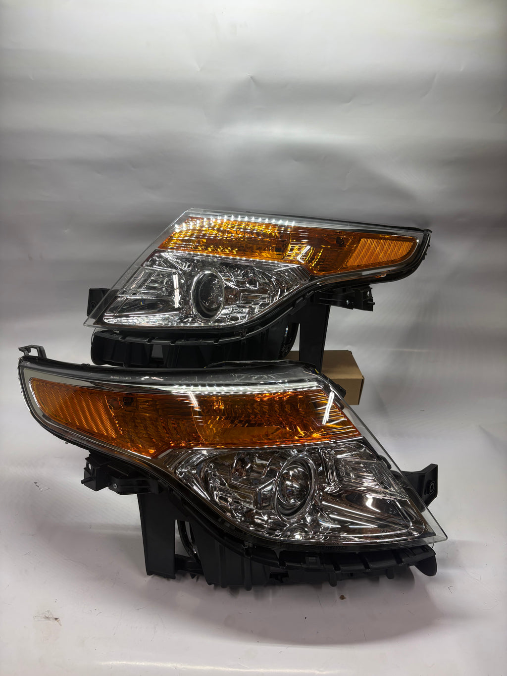 11-15 Ford Explorer Chrome Amber Halogen Headlights