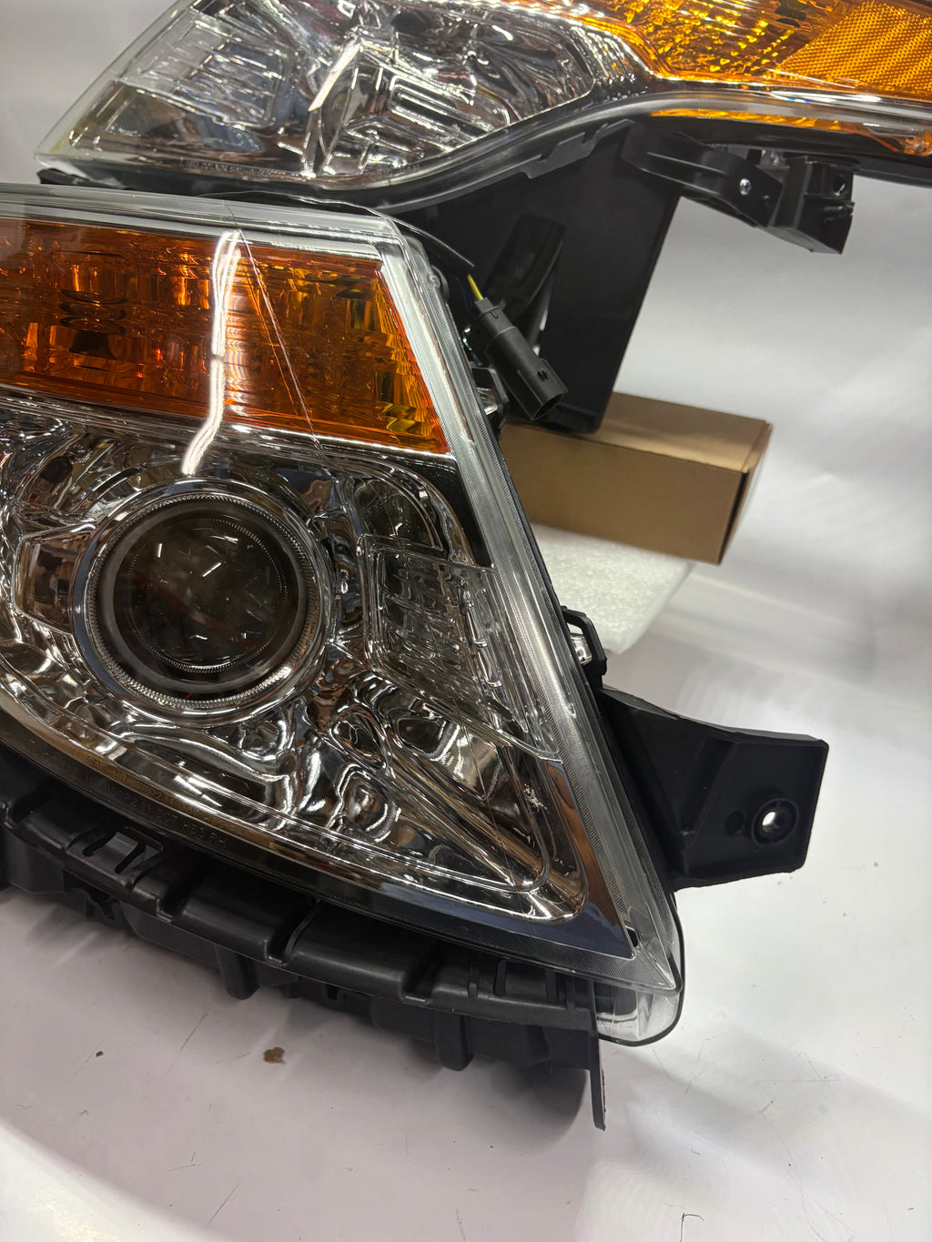 11-15 Ford Explorer Chrome Amber Halogen Headlights