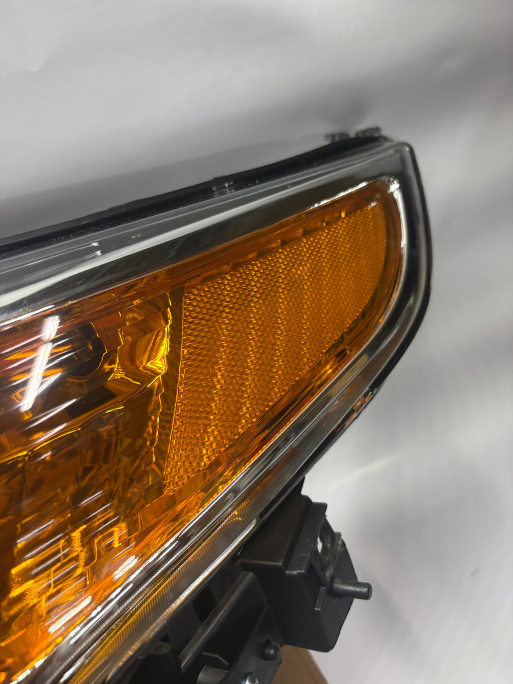 11-15 Ford Explorer Chrome Amber Halogen Headlights