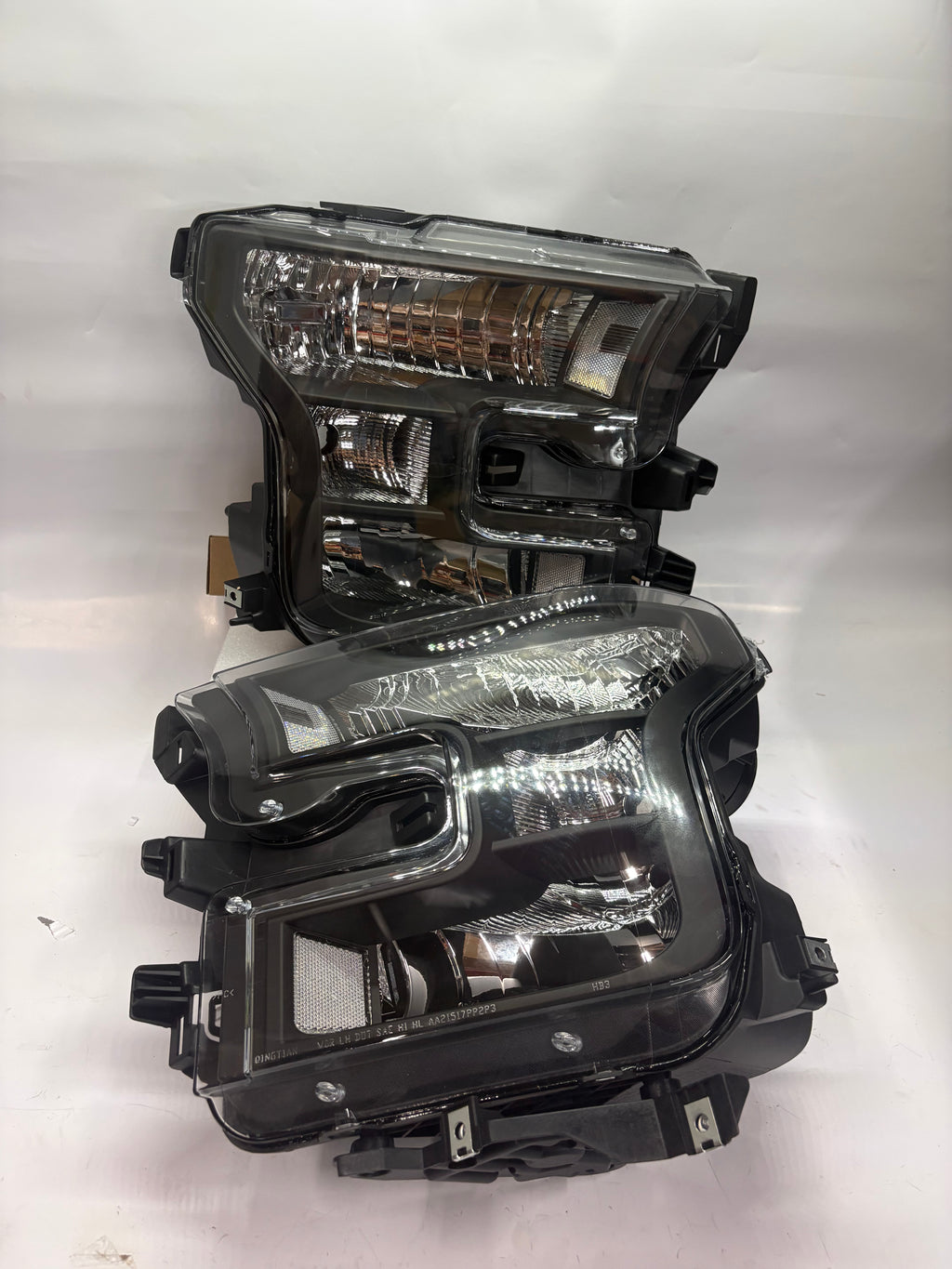 Hl-OH-F15015-BK-CL1 15-17 Ford F-150 Black Housing Clear Reflector Halogen Headlights