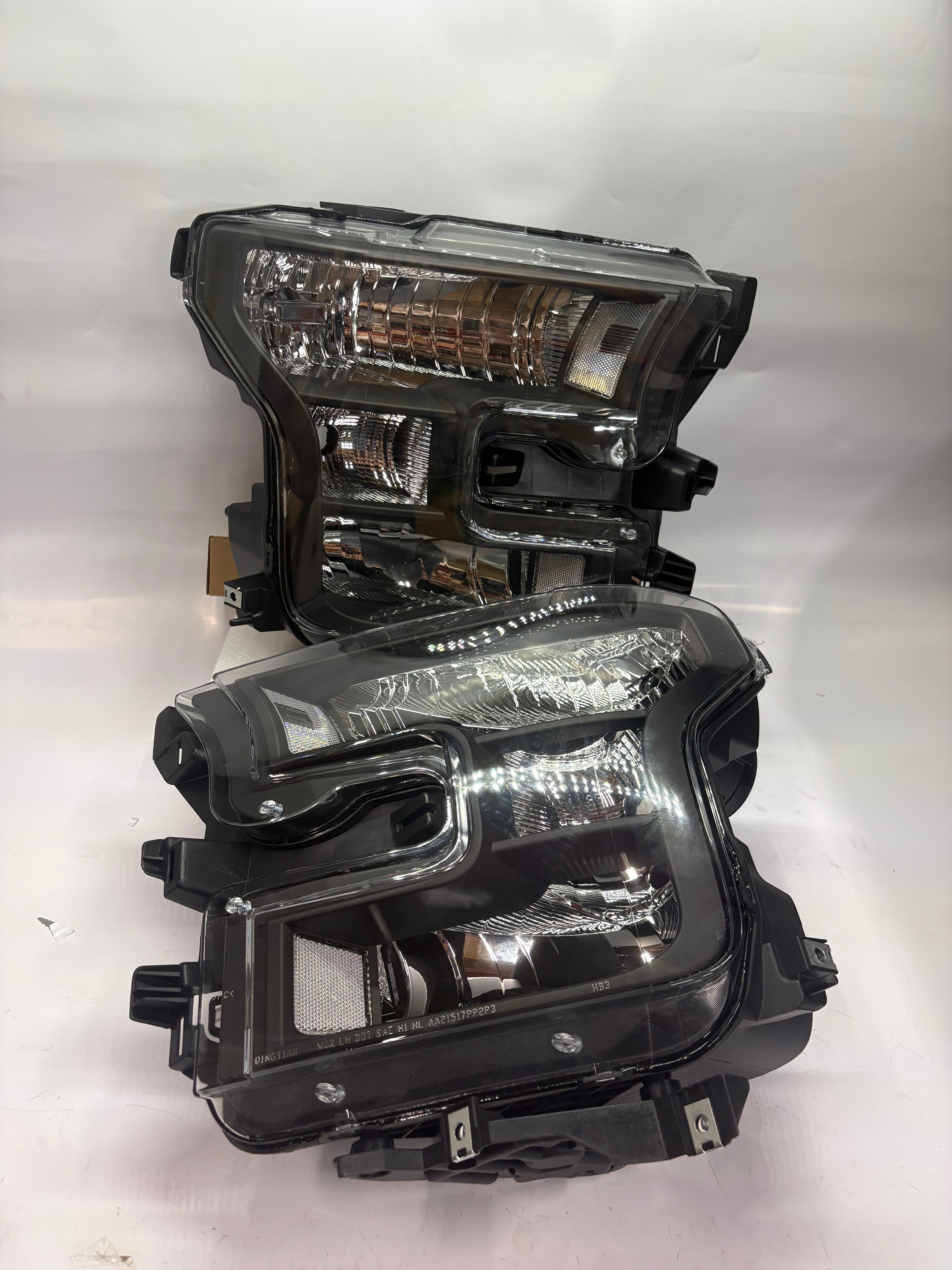 Hl-OH-F15015-BK-CL1 15-17 Ford F-150 Black Housing Clear Reflector Halogen Headlights