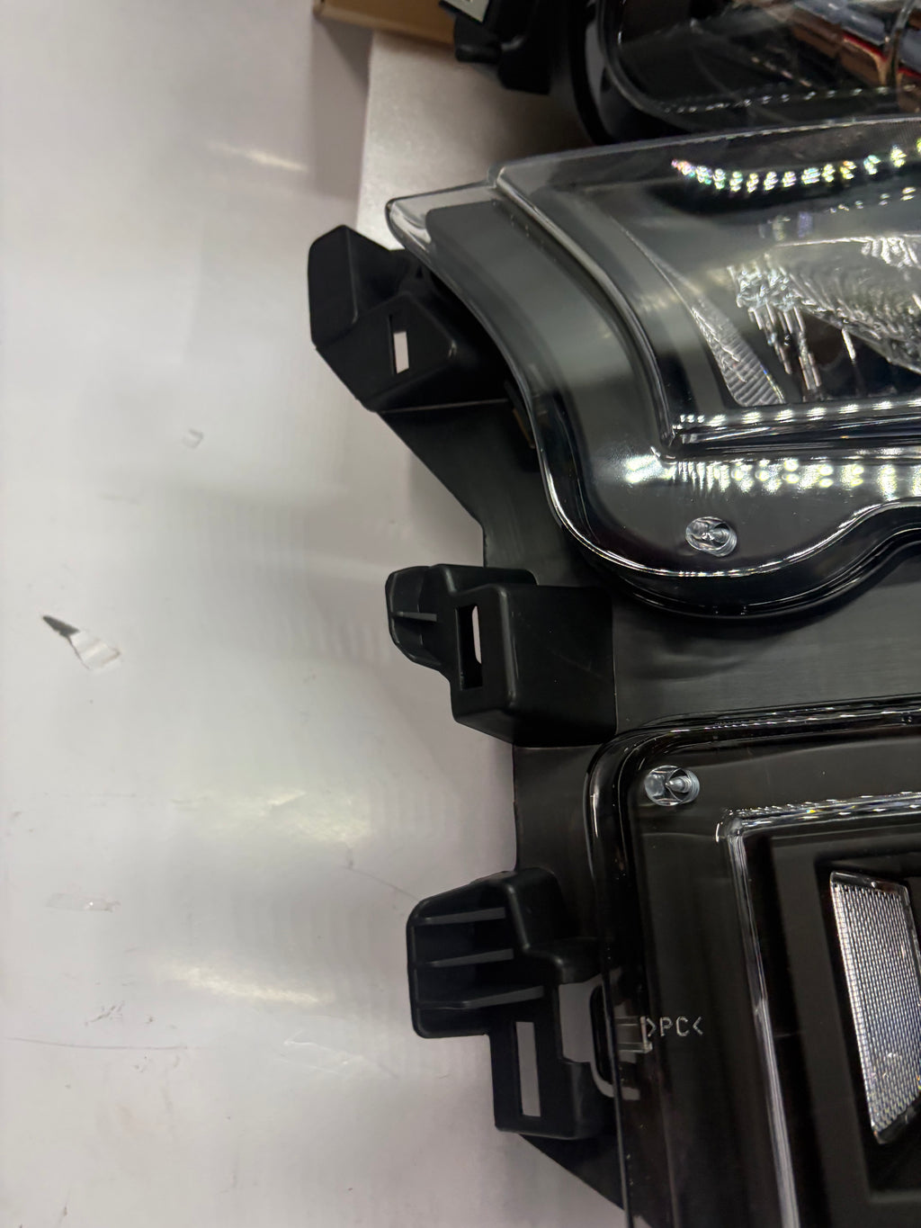 Hl-OH-F15015-BK-CL1 15-17 Ford F-150 Black Housing Clear Reflector Halogen Headlights