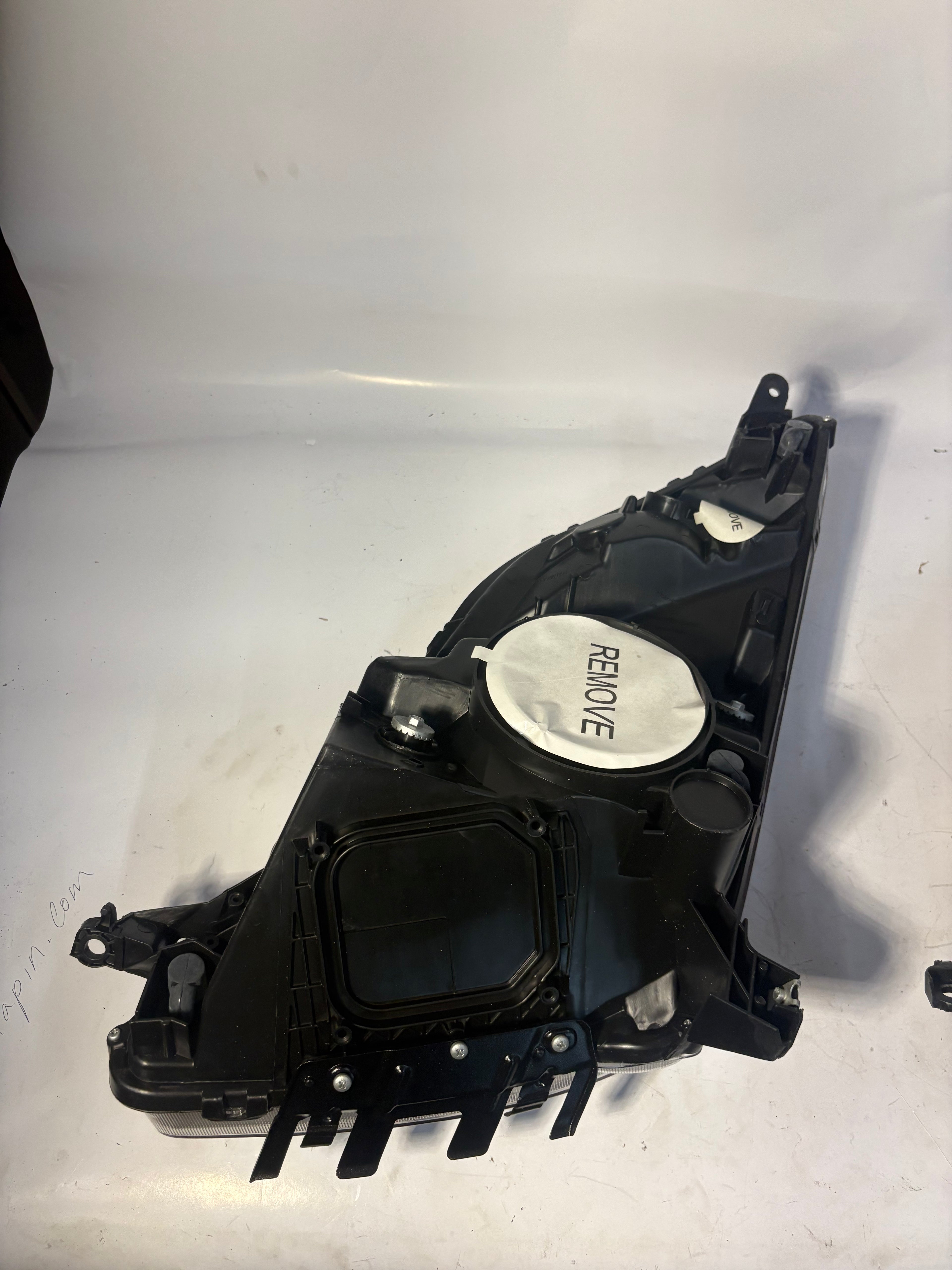 04-09 Toyota Prius Chrome Clear Headlights