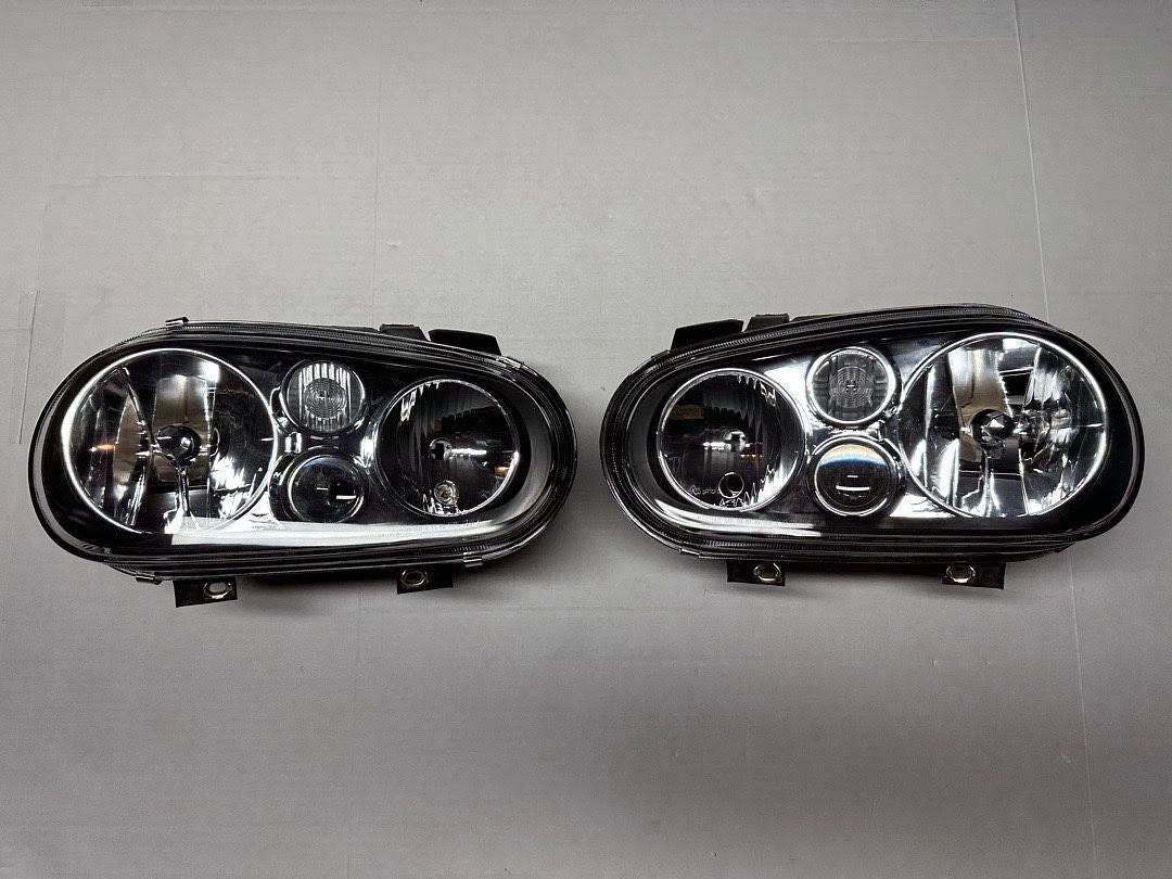 99-05 Volkswagen Golf Black Housing Clear