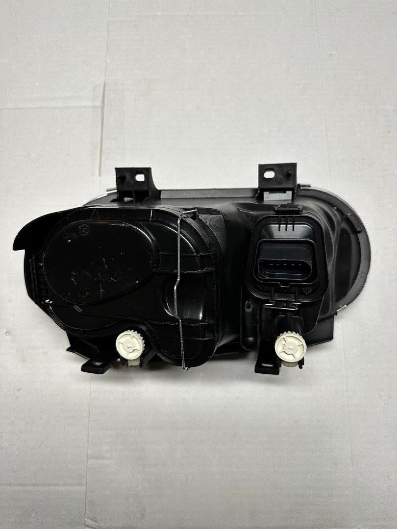 99-05 Volkswagen Golf Black Housing Clear