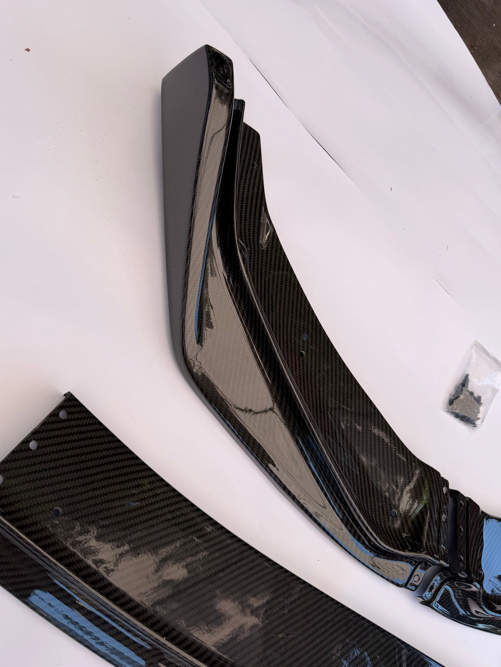 14–17 HONDA FIT FRONT BUMPER LIP WITH VERTICAL STABLIZERS RESIN CARBON FIBER