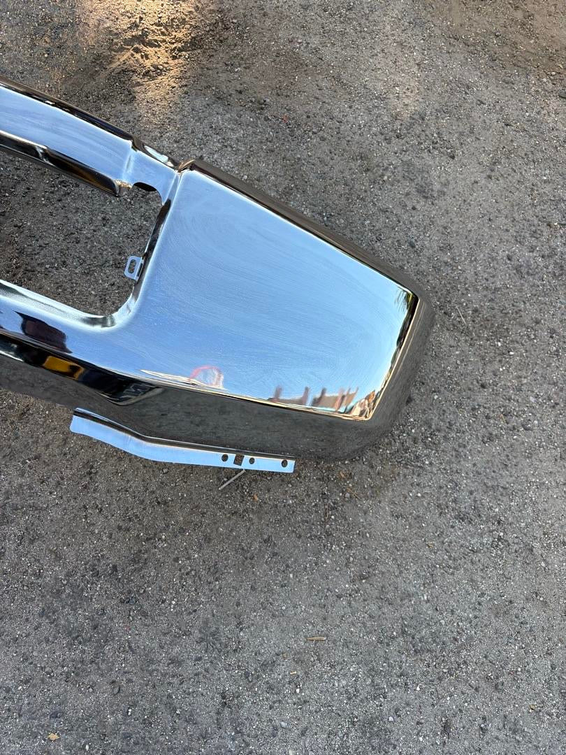Open Box 20-22 FORD F-250 F-350 FRONT BUMPER FACE BAR W/O FOG LAMP HOLE CHROME Small Scratches