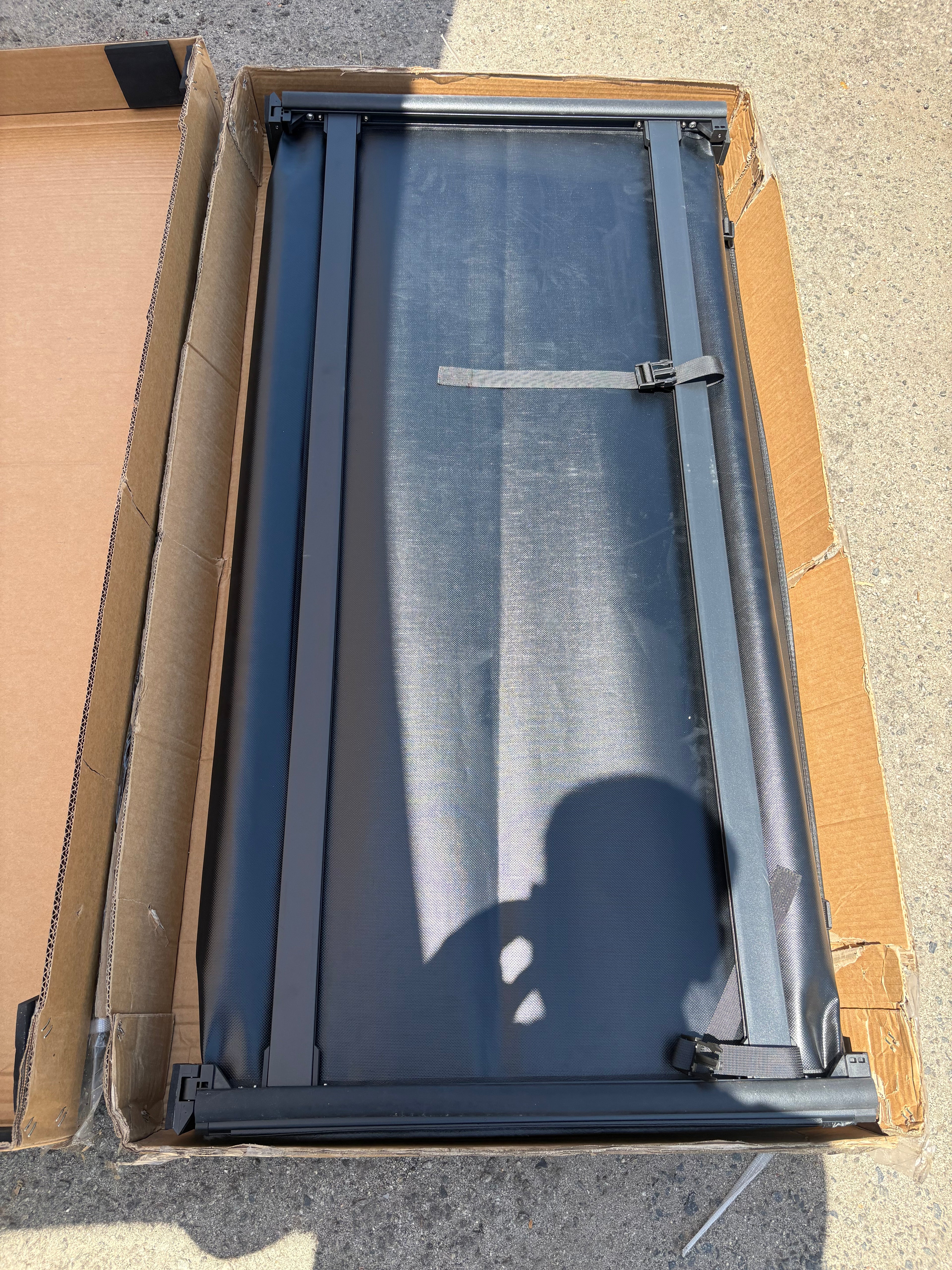 6FT 1993 - 2004 FORD RANGER STYLE SIDE / FLARE-SIDE / STEP-SIDE TRI-FOLD SOFT COVER 6FT